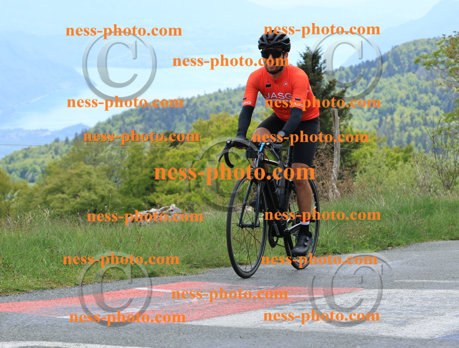 Col du Grand Colombier (531).JPG