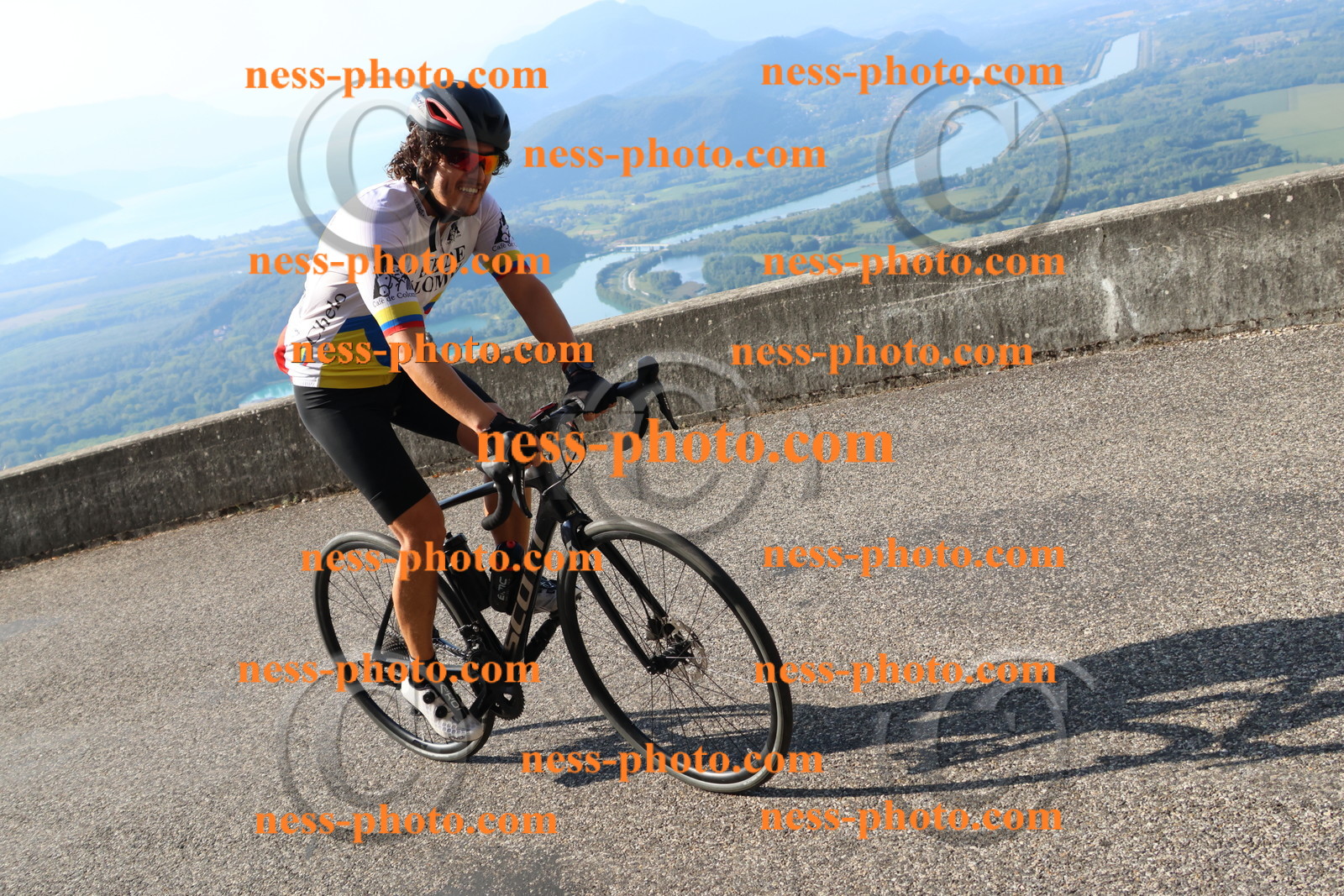 Col du Grand Colombier (1181).JPG