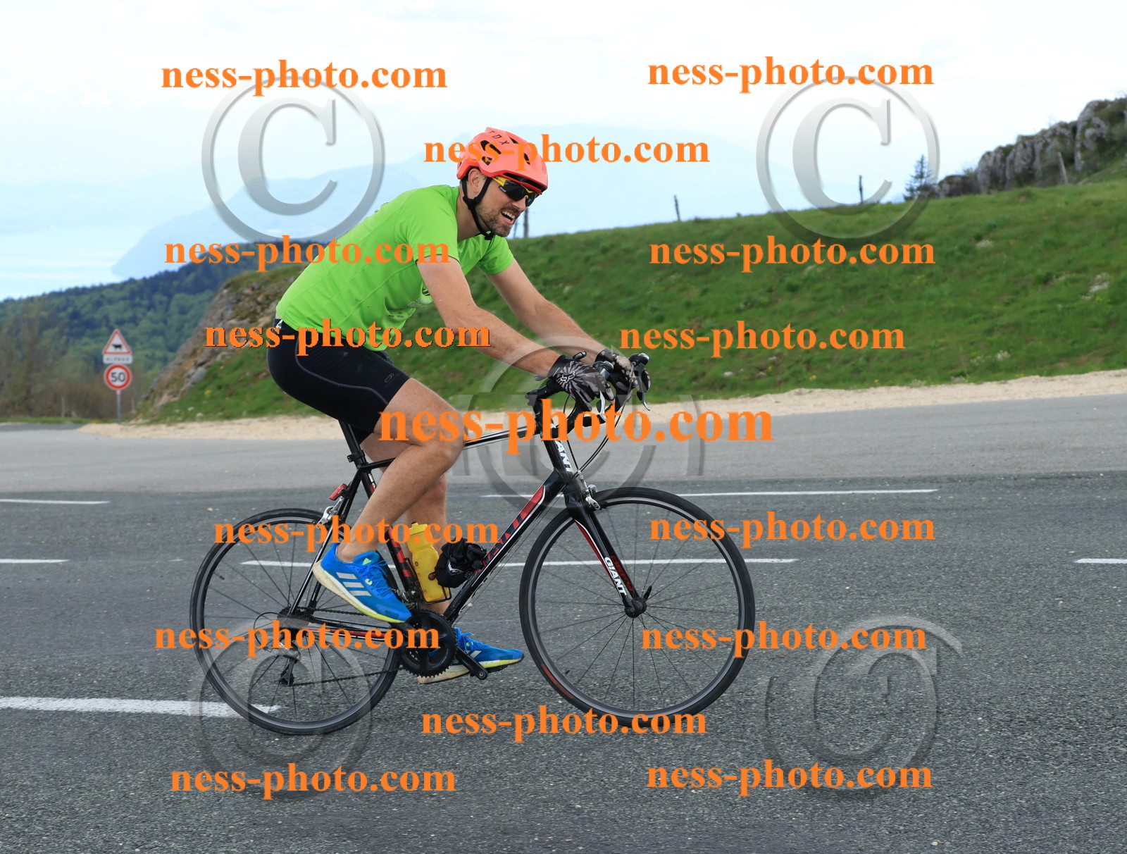 Col du grand Colombier (640).JPG