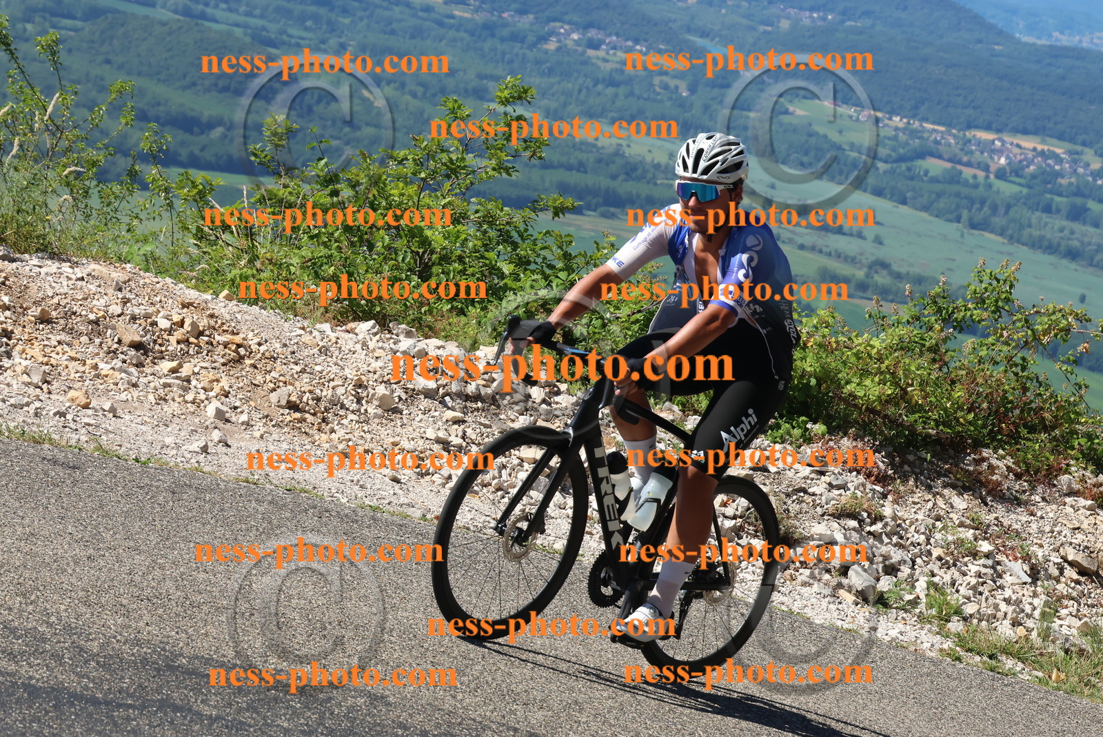 Col du Grand Colombier (328).JPG