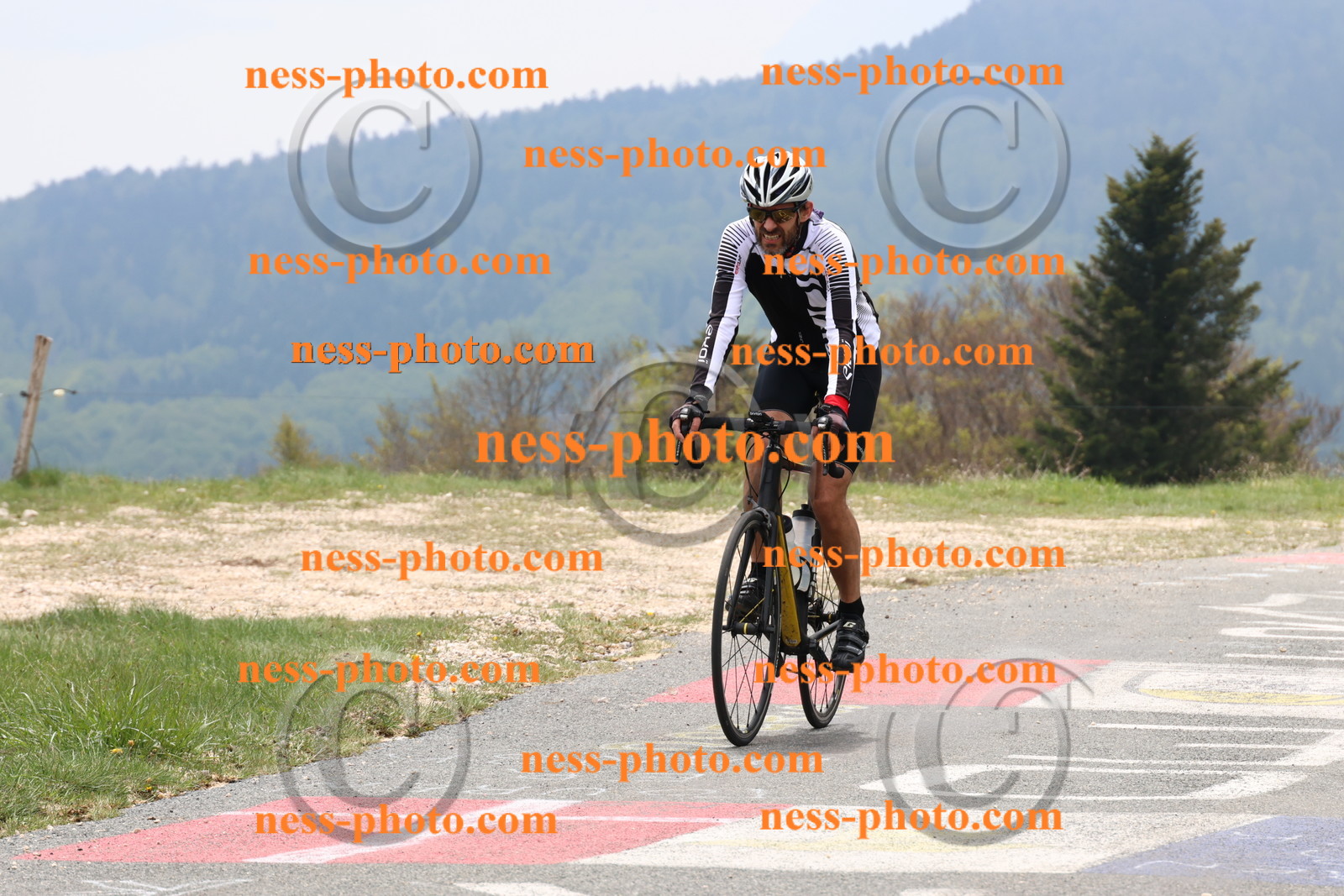 Col du Grand Colombier (106).JPG