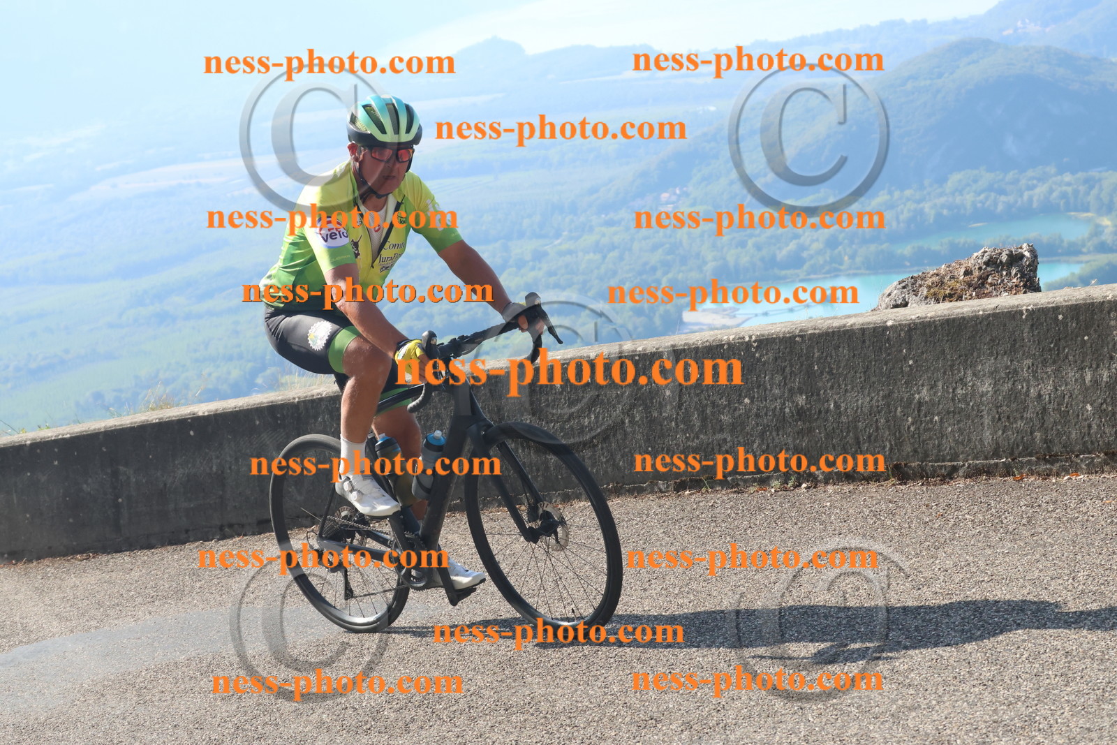 Col du Grand Colombier (1701).JPG