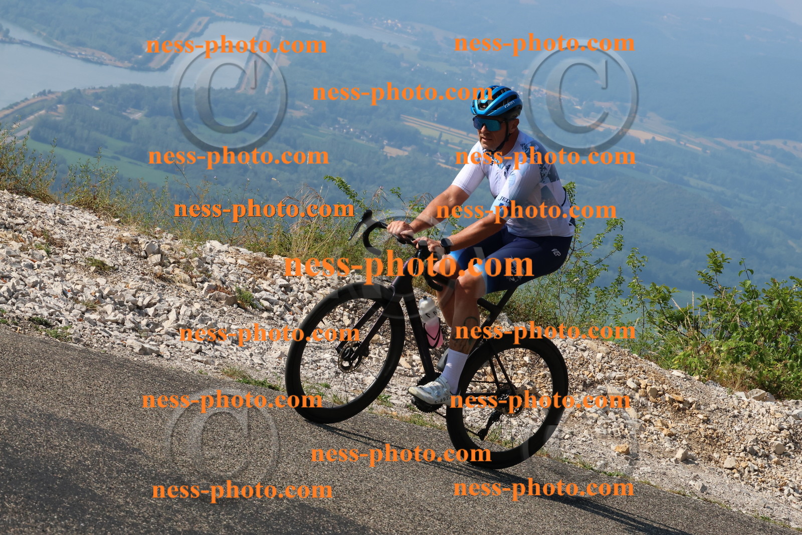 Col du Grand Colombier (157).JPG