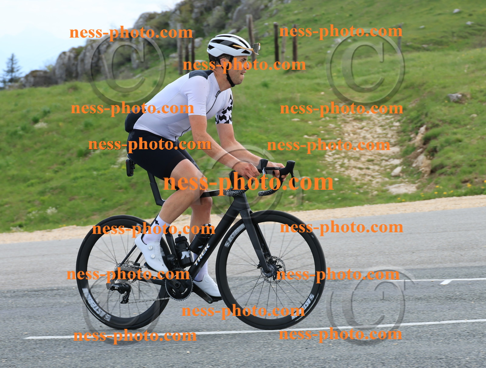 Col du grand Colombier (686).JPG