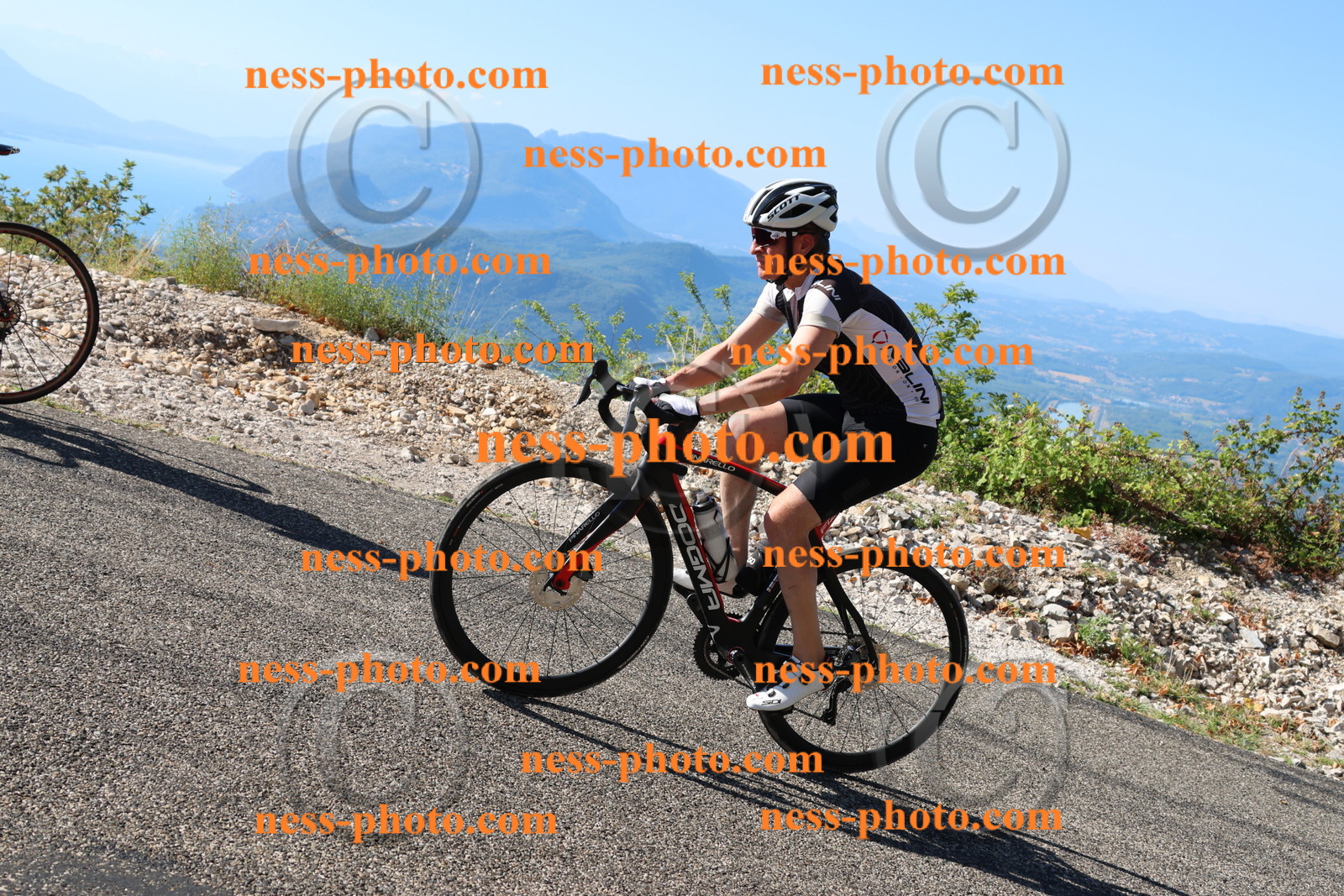 Col du Grand Colombier (1172).JPG