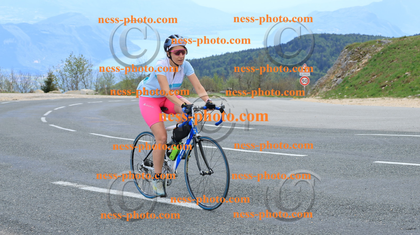 Col du grand Colombier (450).JPG