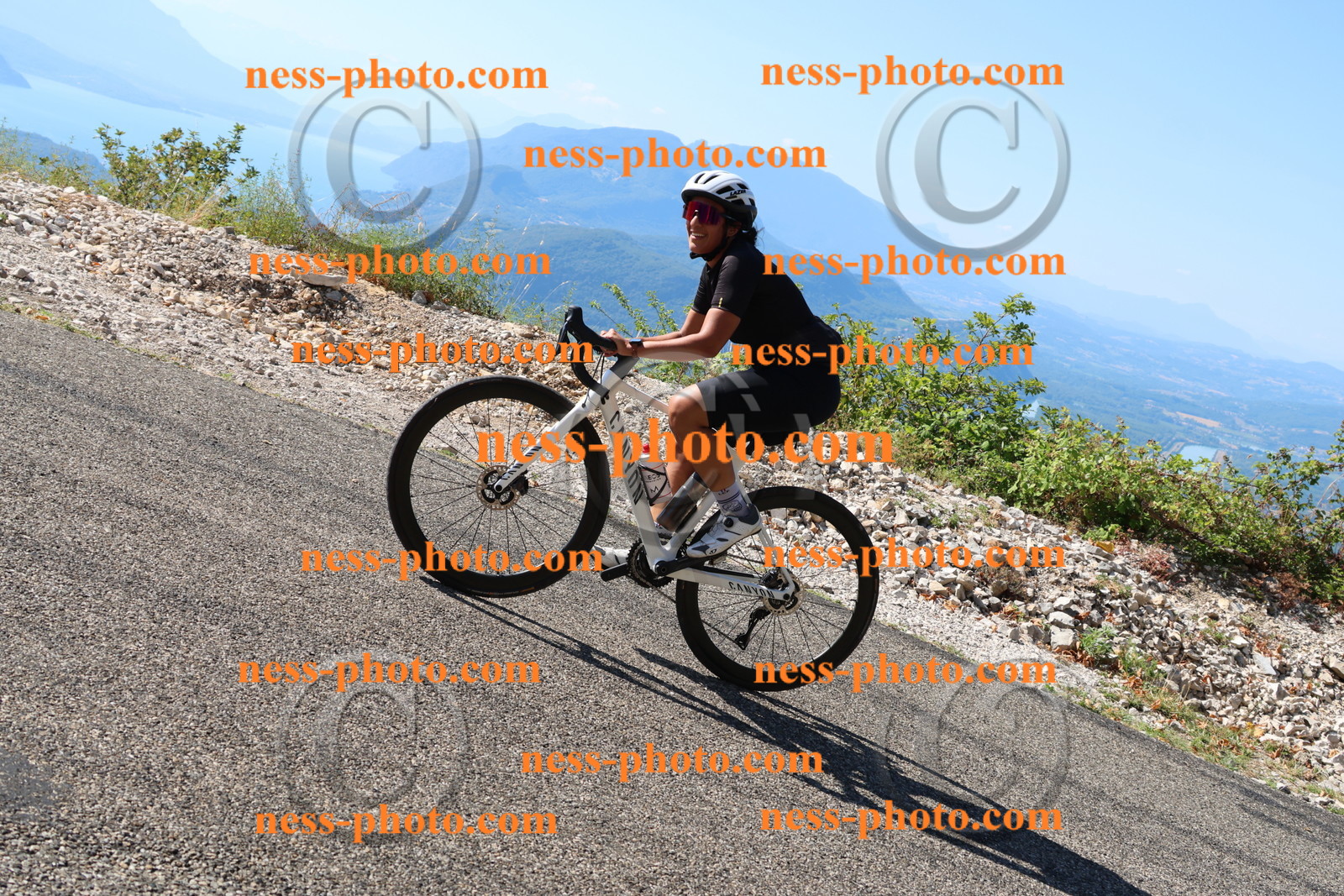 Col du Grand Colombier (1696).JPG