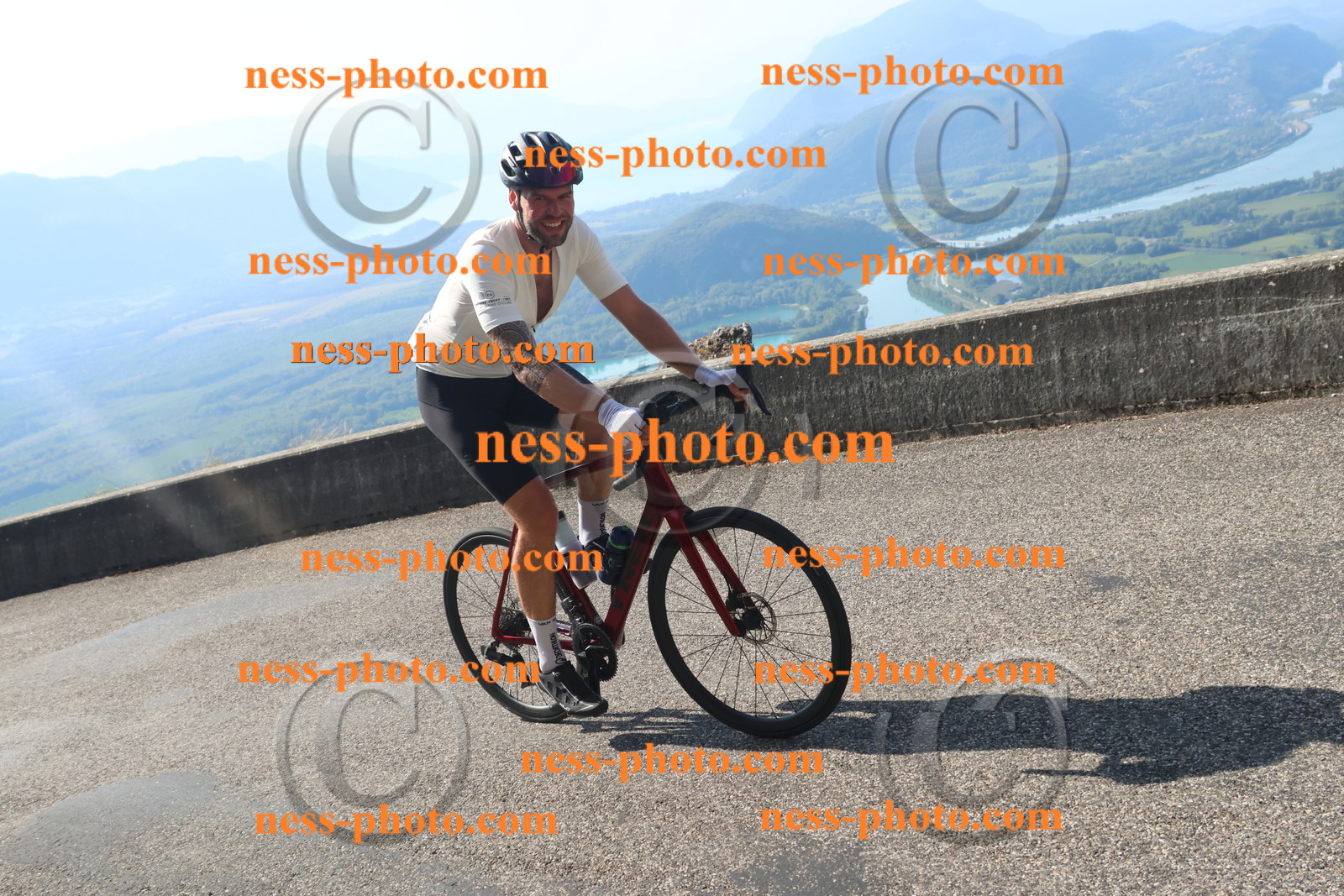 Col du Grand Colombier (2250).JPG