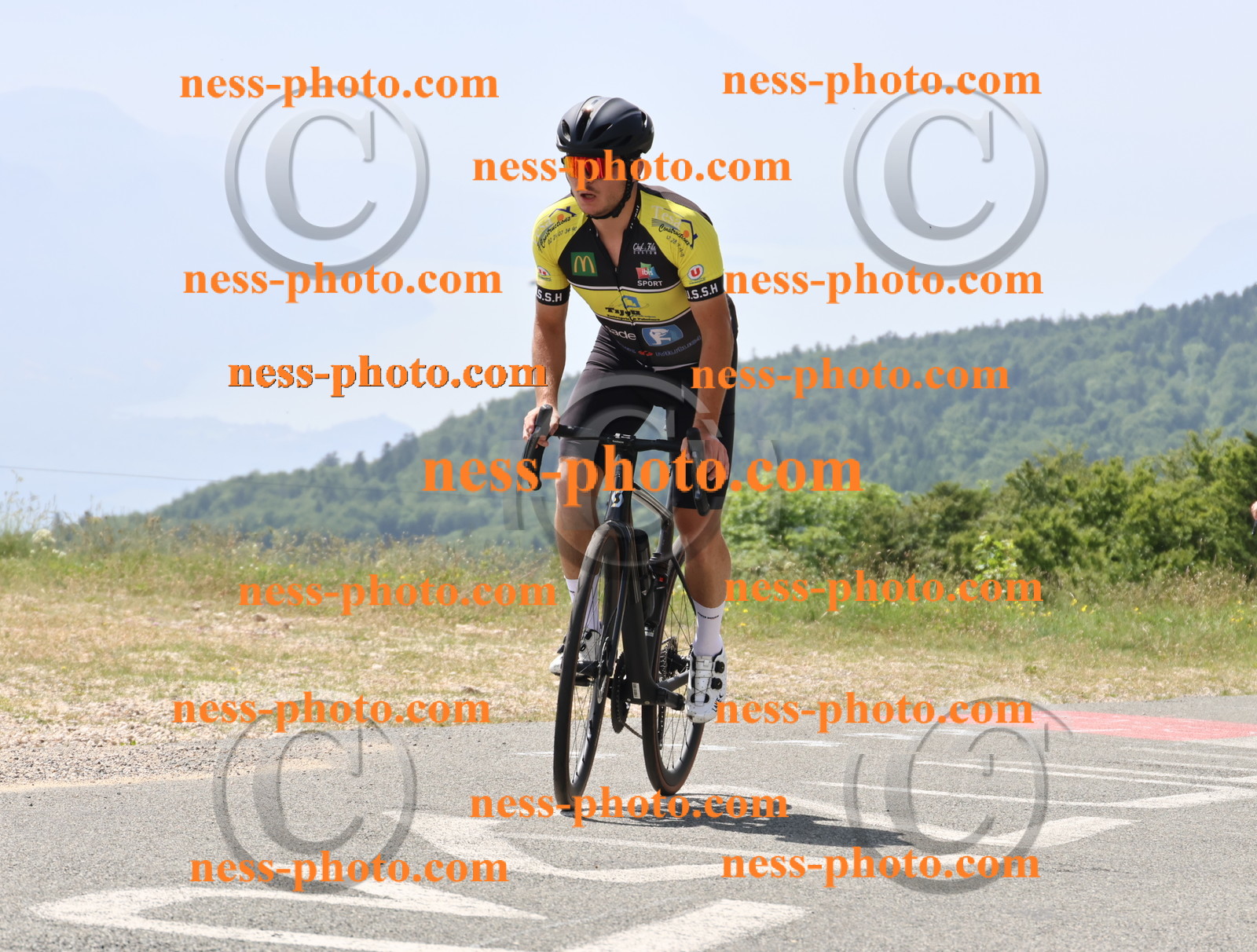 Col du grand Colombier (2048).JPG