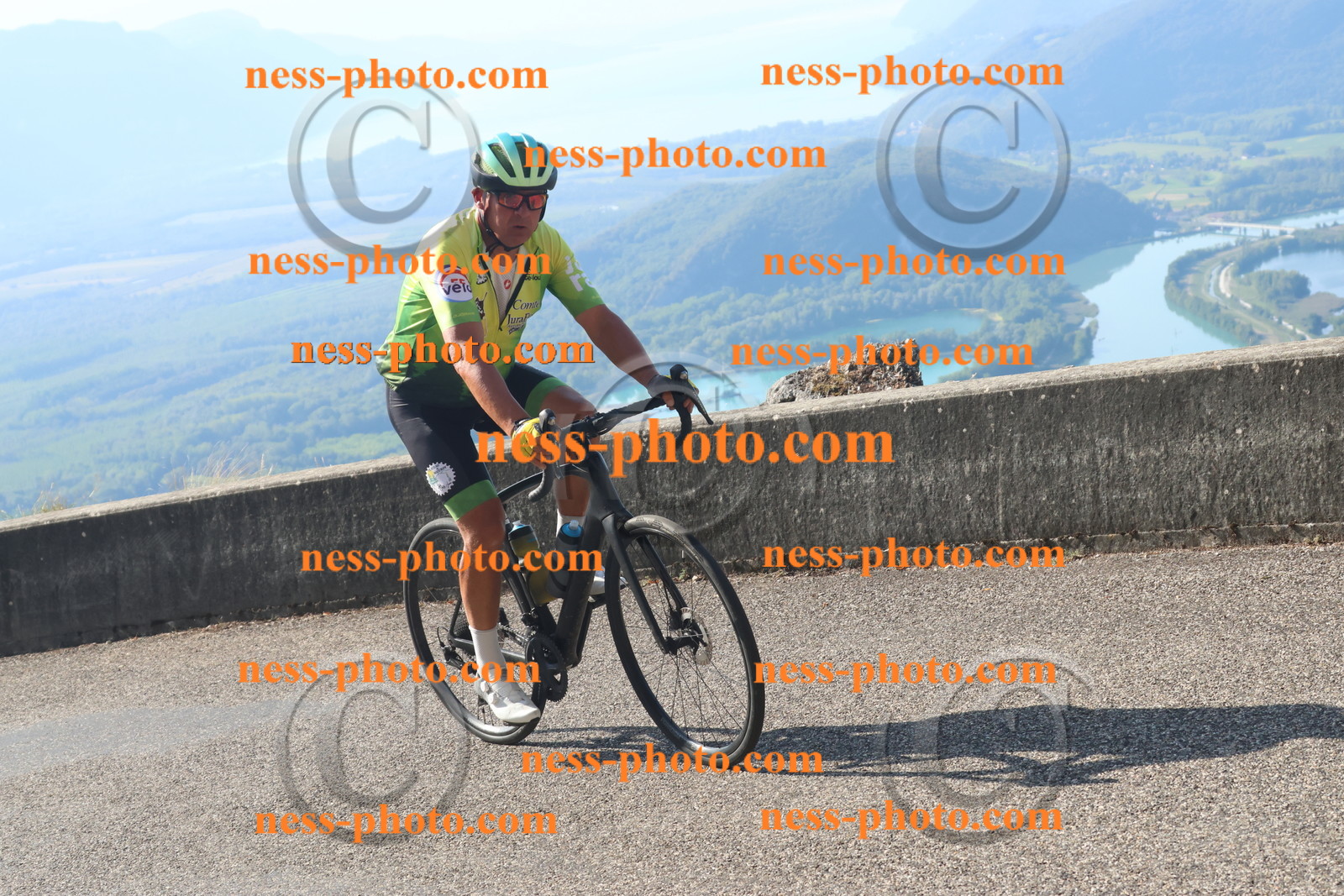 Col du Grand Colombier (1702).JPG