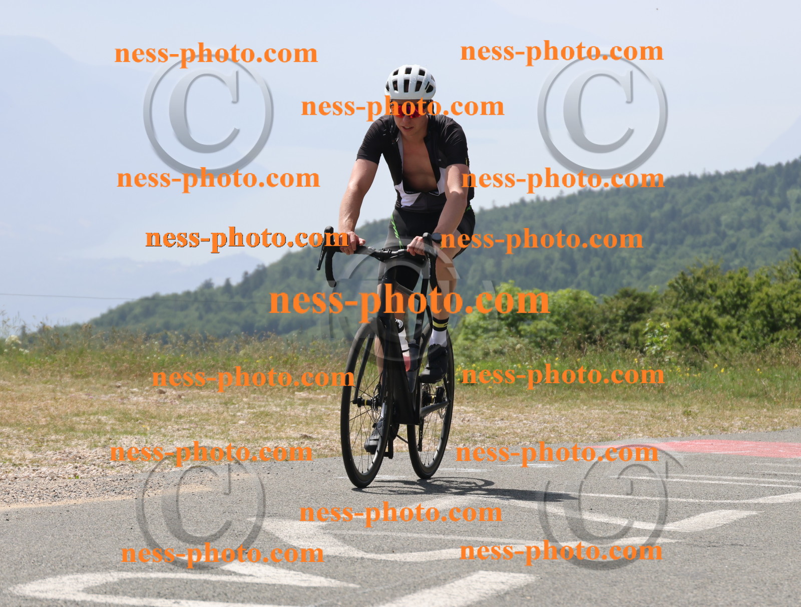 Col du grand Colombier (2197).JPG