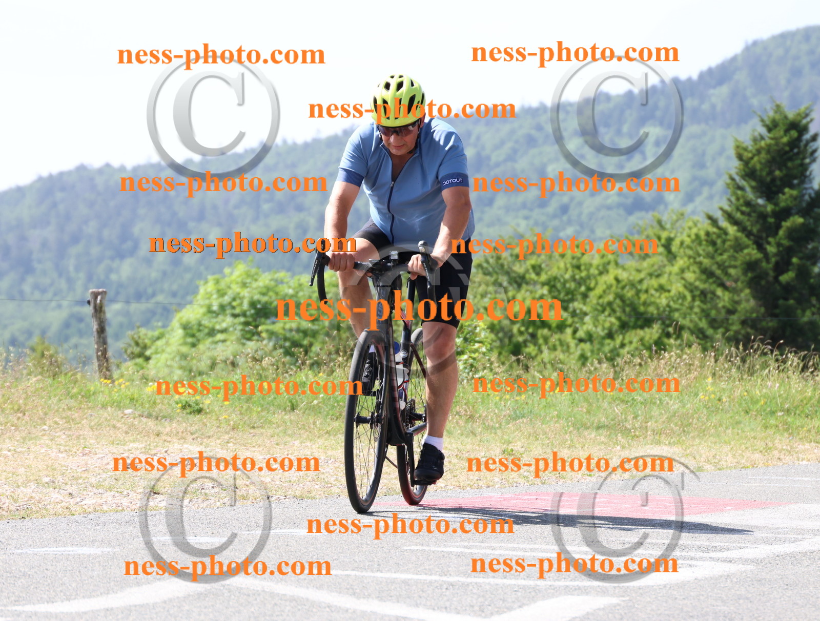 Col du grand Colombier (932).JPG