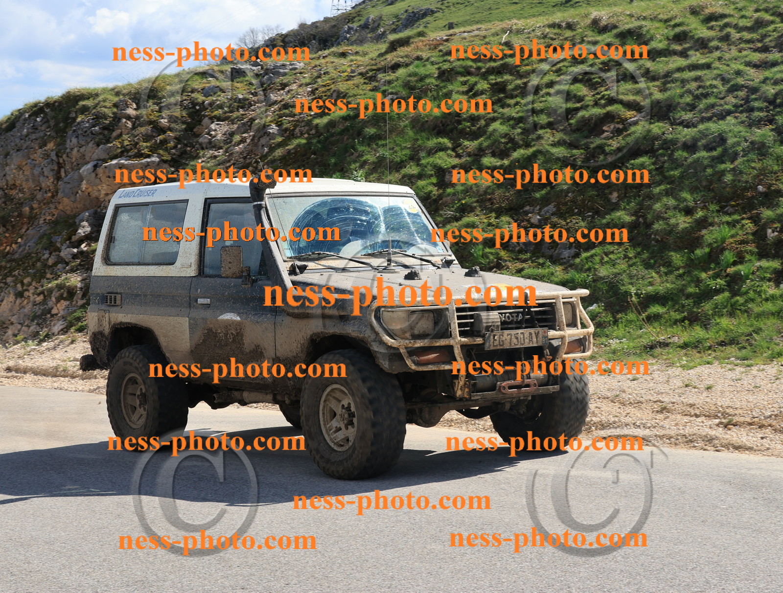 Col du Grand Colombier (181).JPG