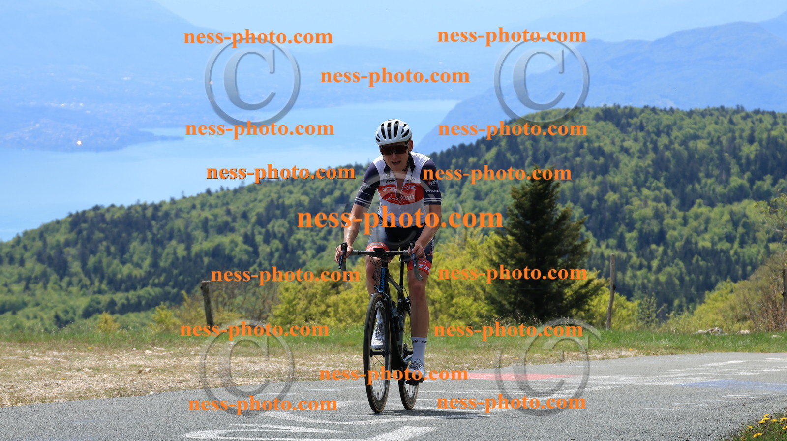 Col du grand Colombier (218).JPG