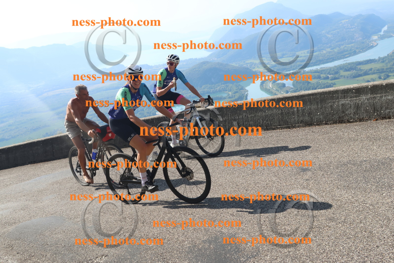 Col du Grand Colombier (2387).JPG