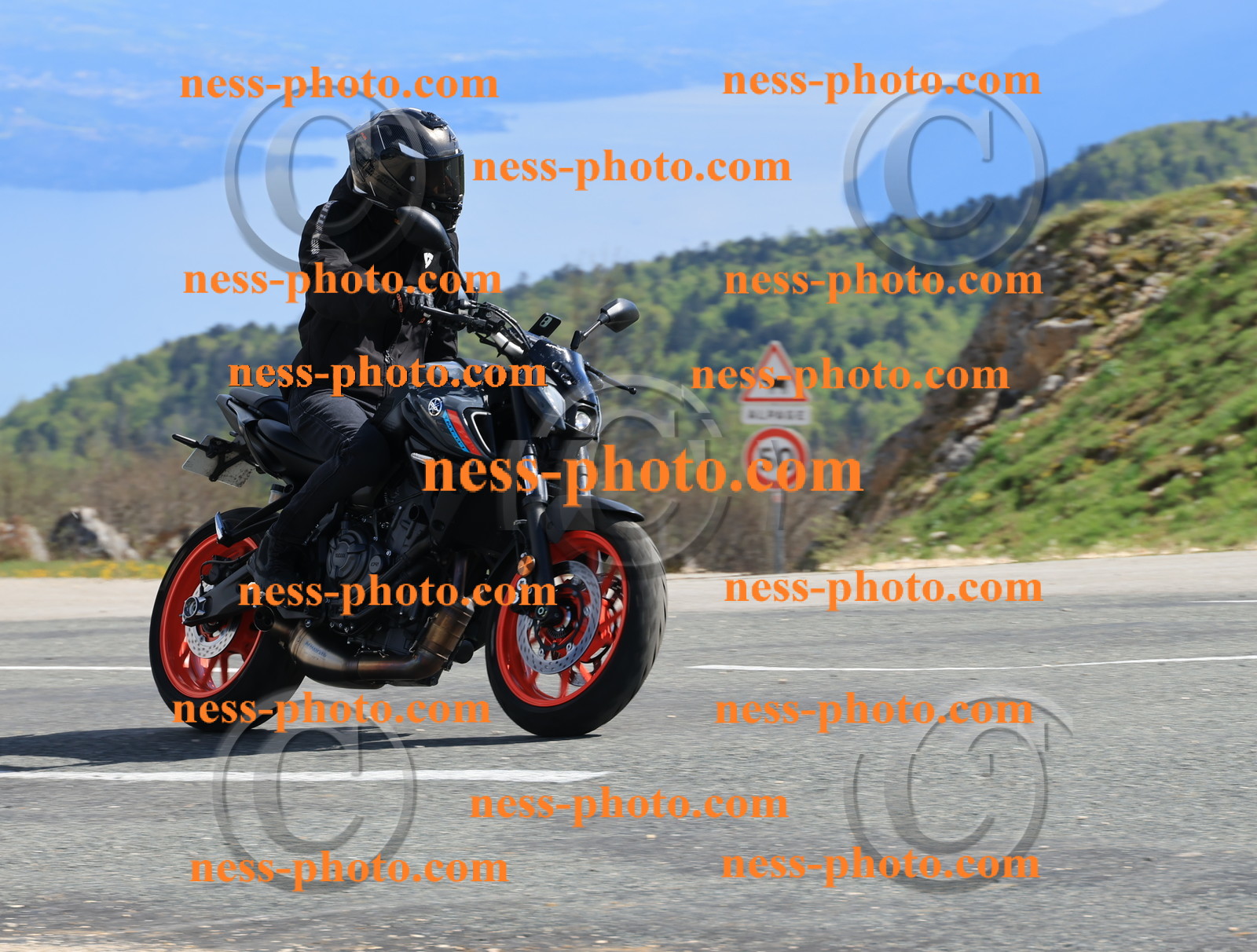 Col du Grand Colombier (191).JPG