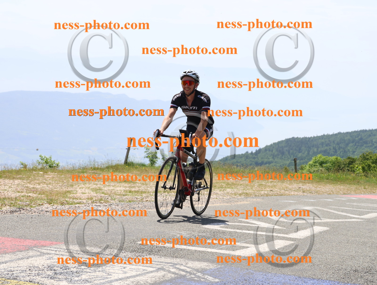 Col du grand Colombier (2437).JPG