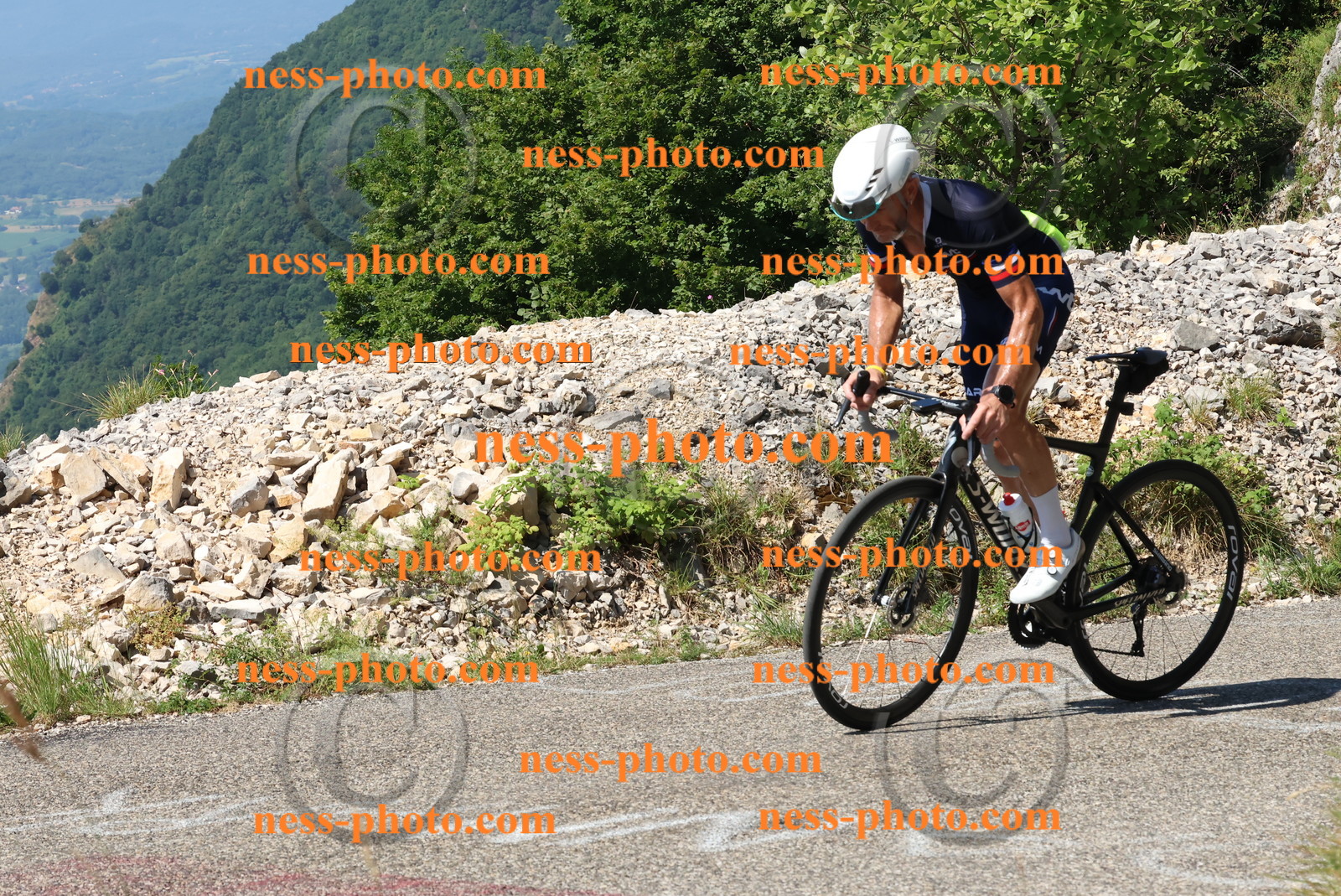 Col du Grand Colombier (360).JPG