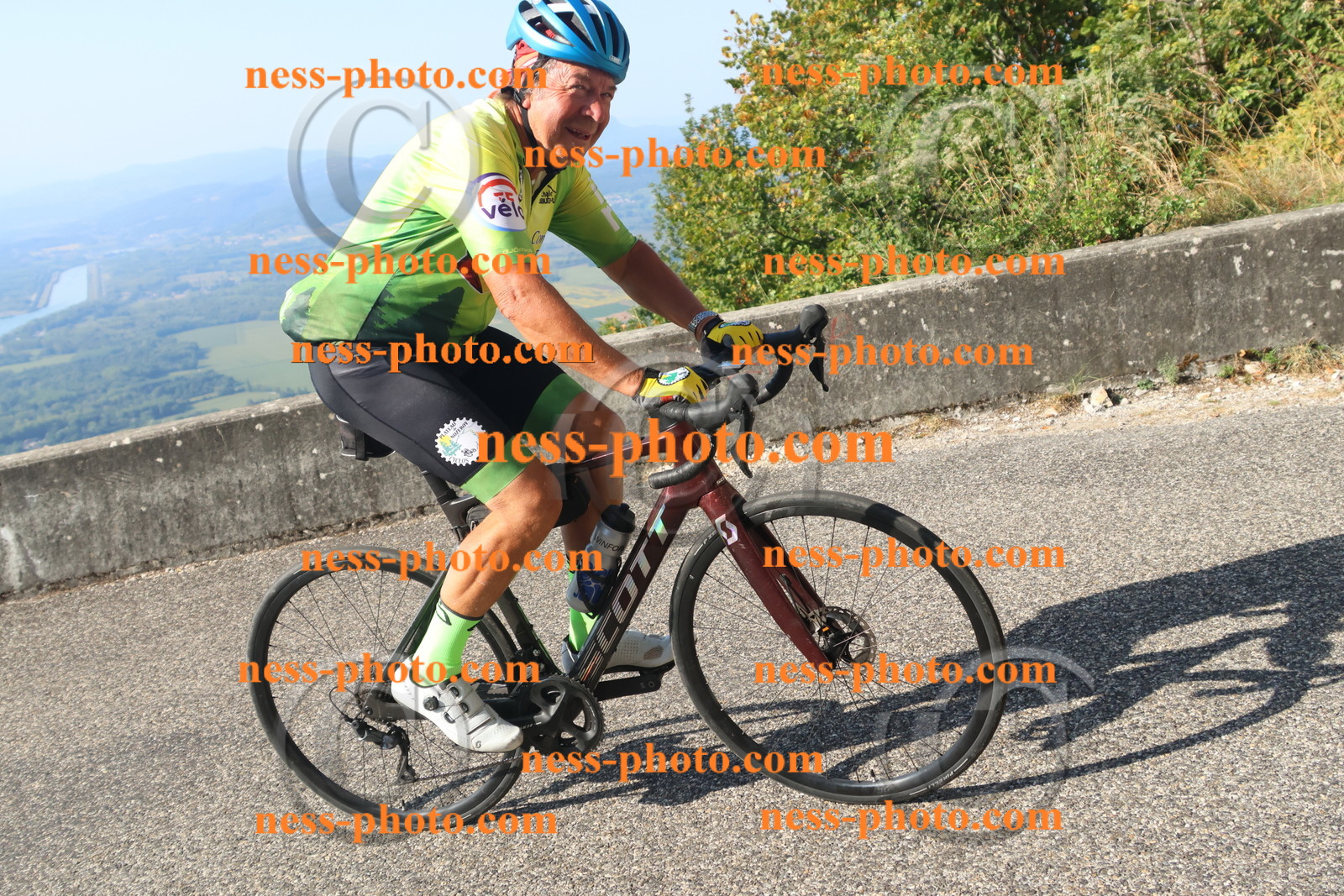 Col du Grand Colombier (1716).JPG