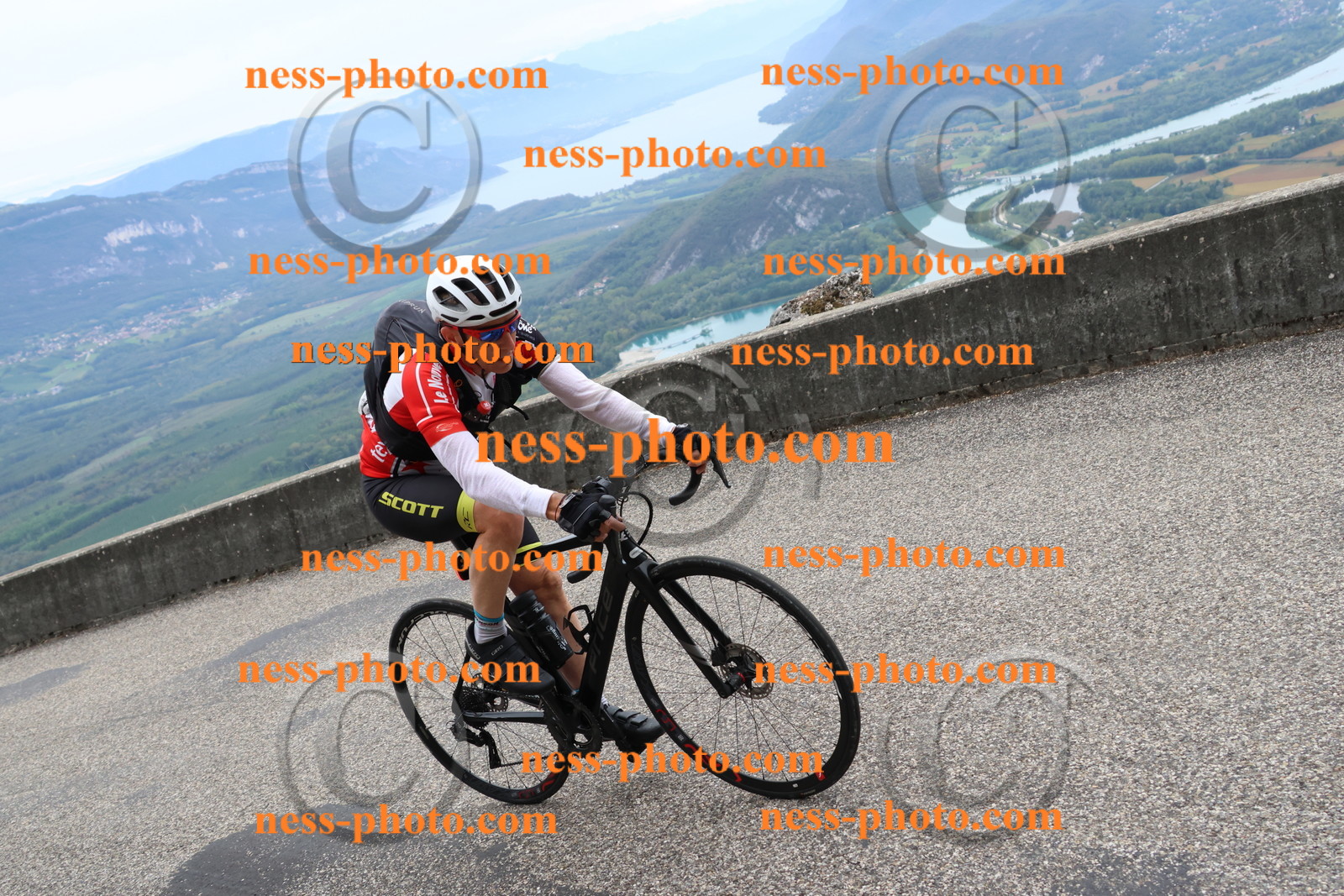 Col du Grand Colombier (1277).JPG