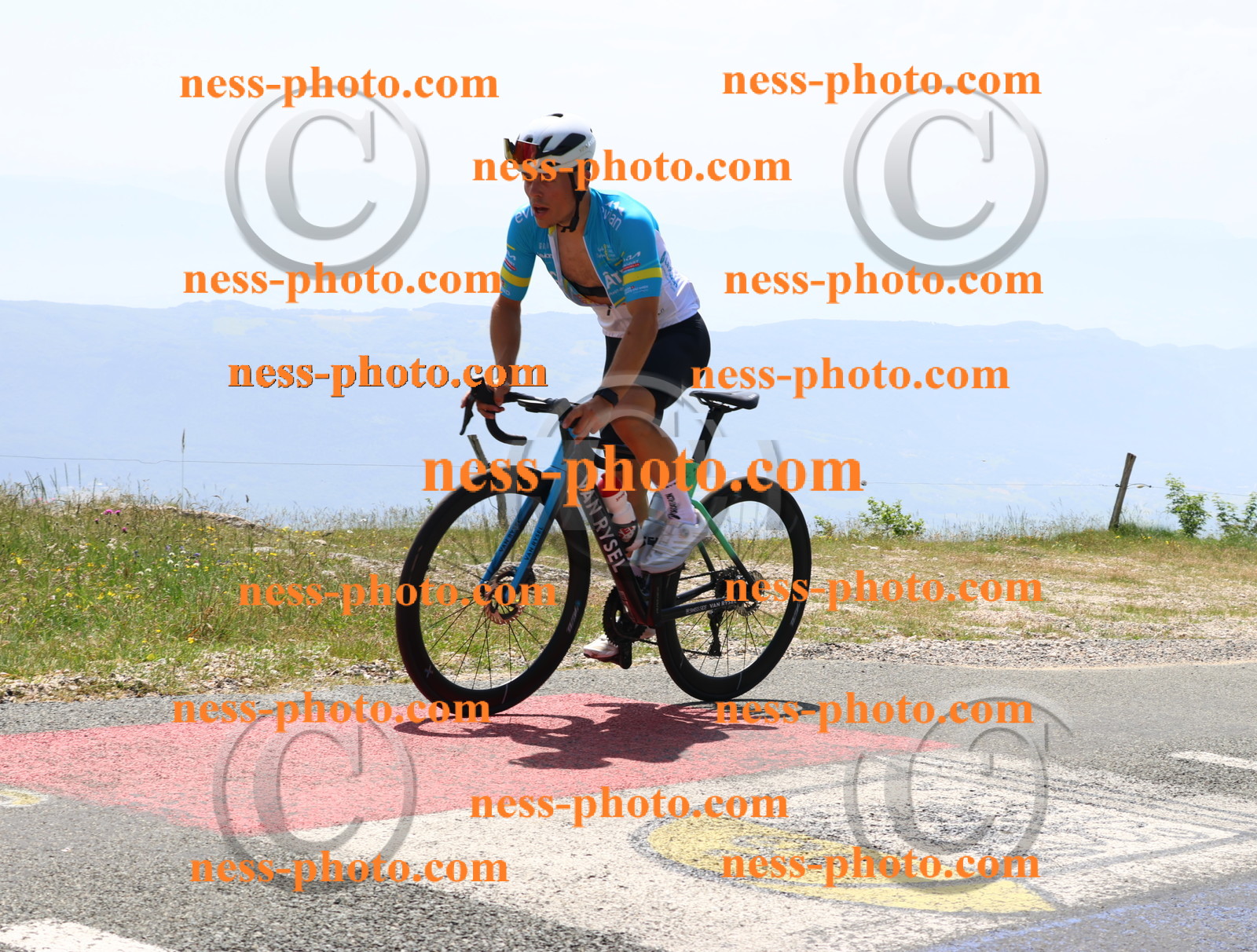 Col du grand Colombier (2269).JPG