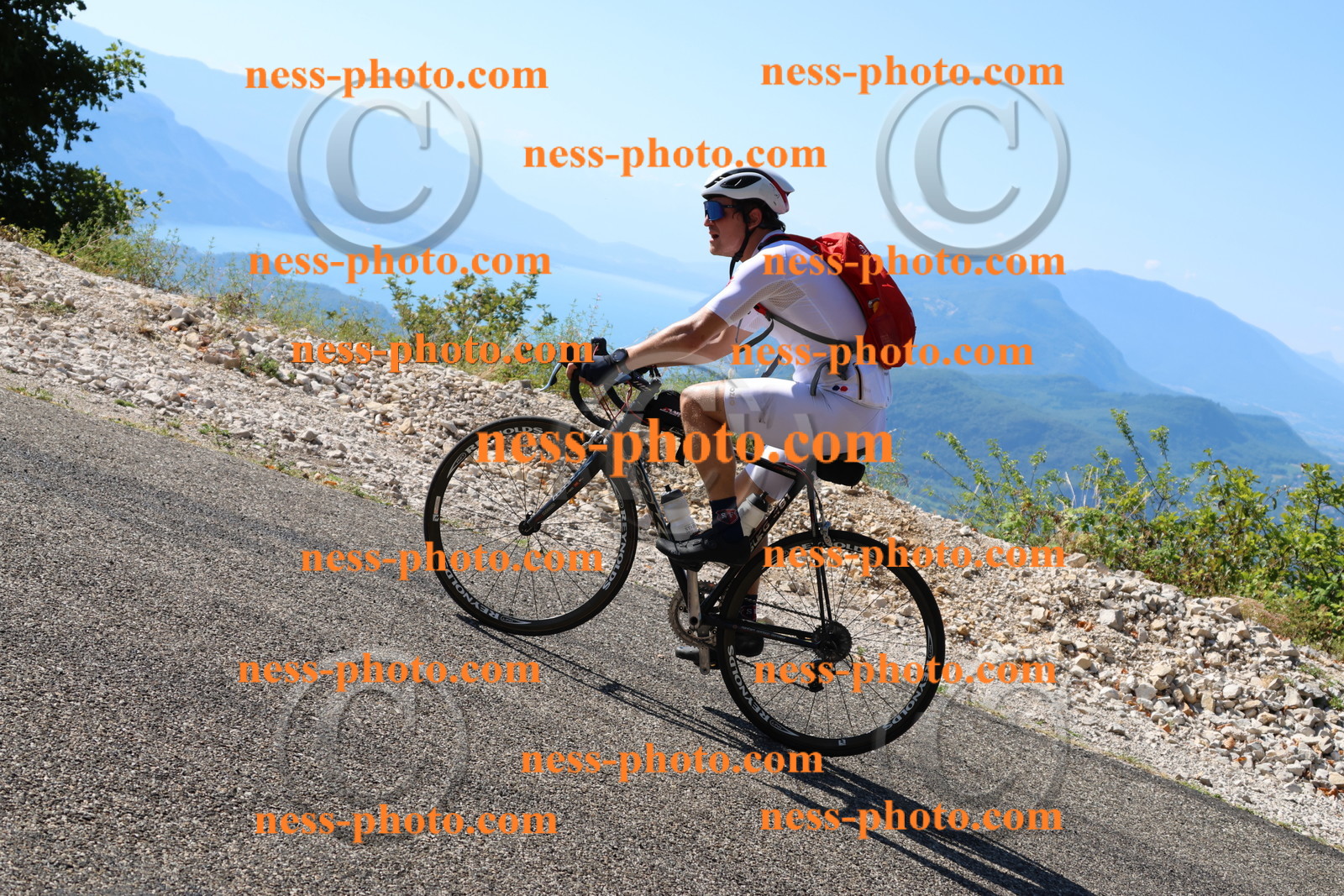 Col du Grand Colombier (1680).JPG