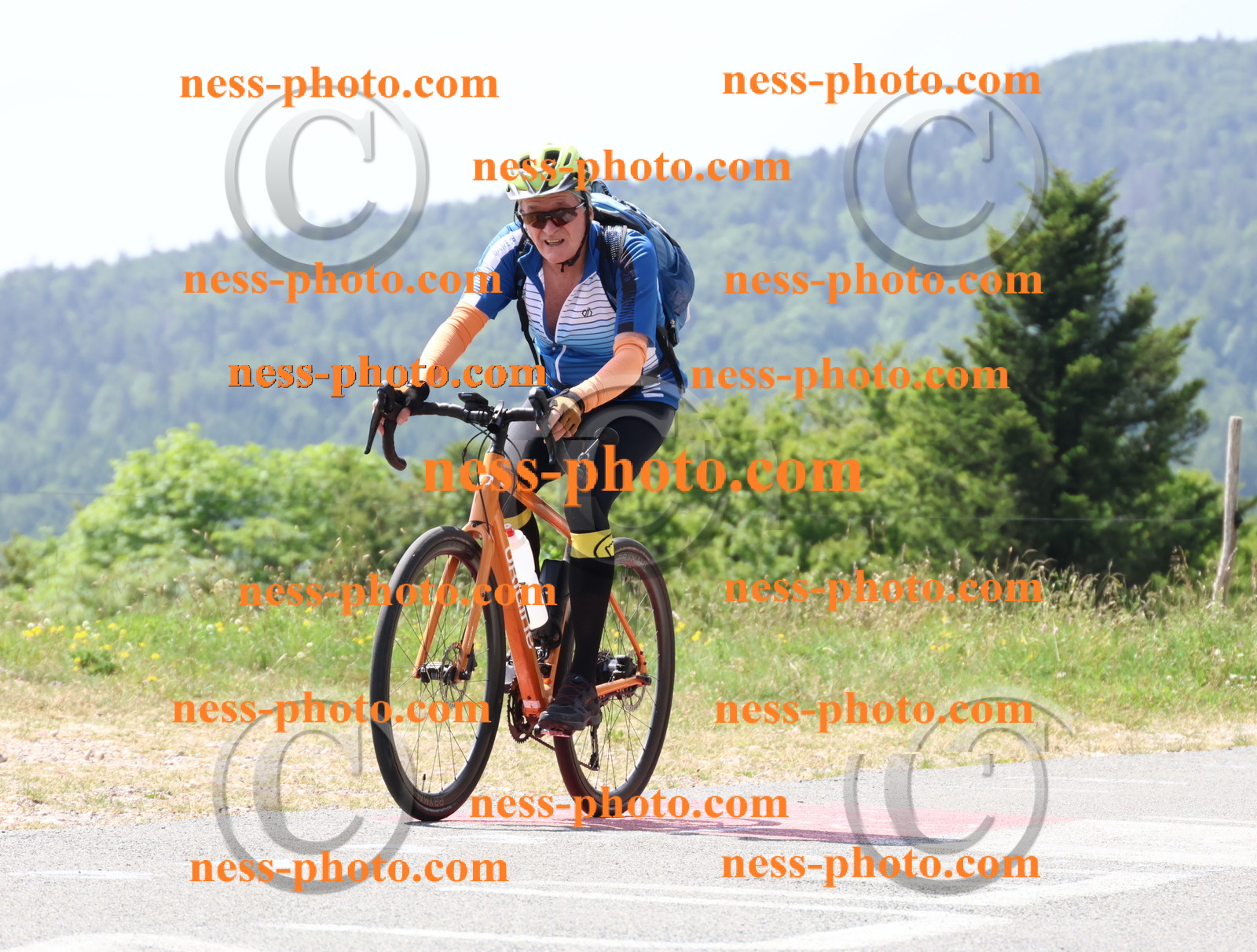 Col du grand Colombier (1700).JPG