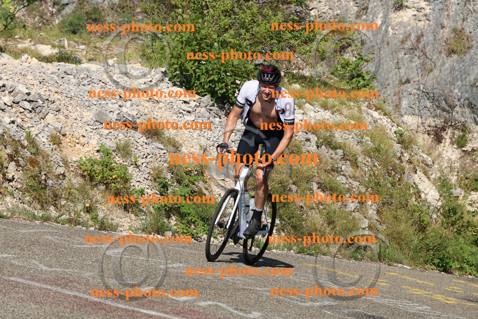 Col du Grand Colombier (237).JPG