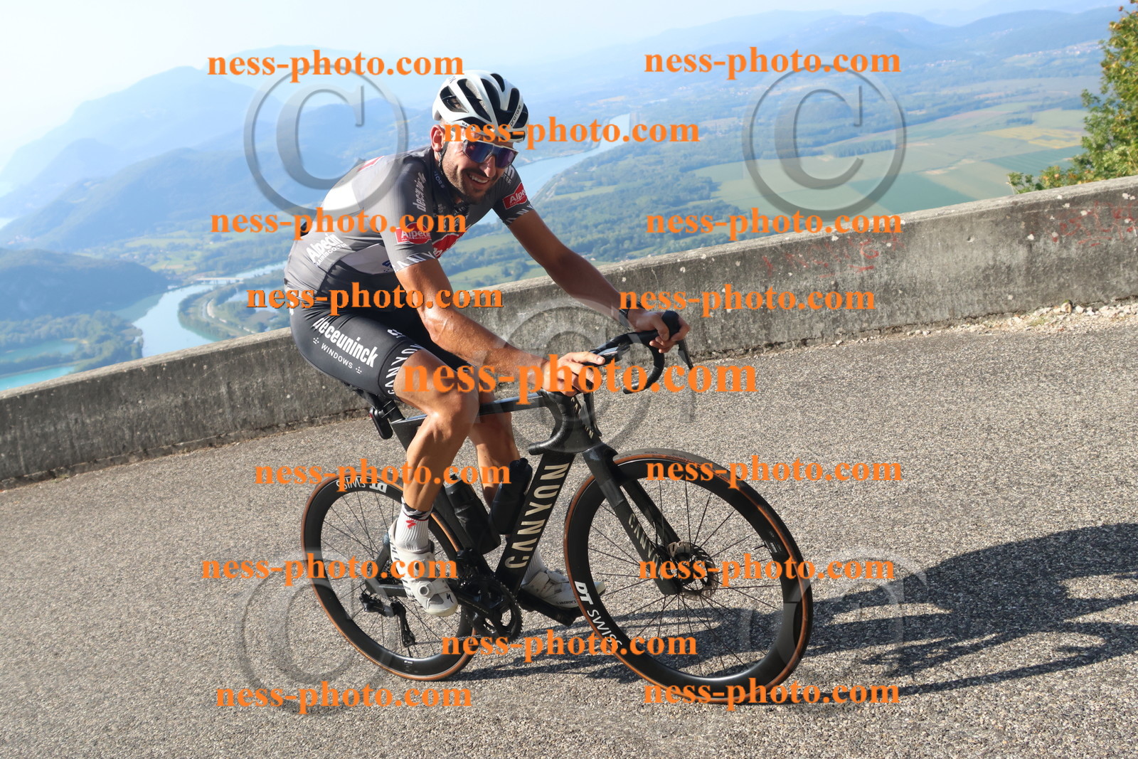 Col du Grand Colombier (1519).JPG