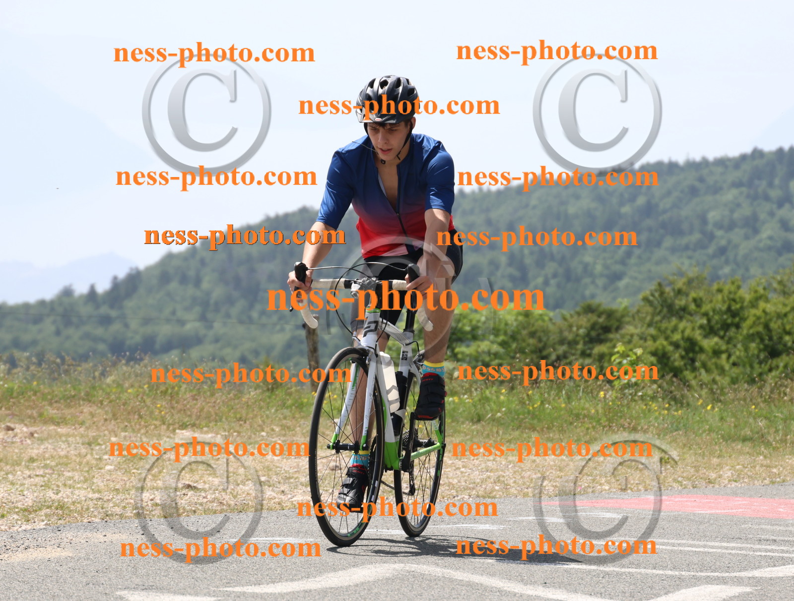 Col du grand Colombier (2125).JPG