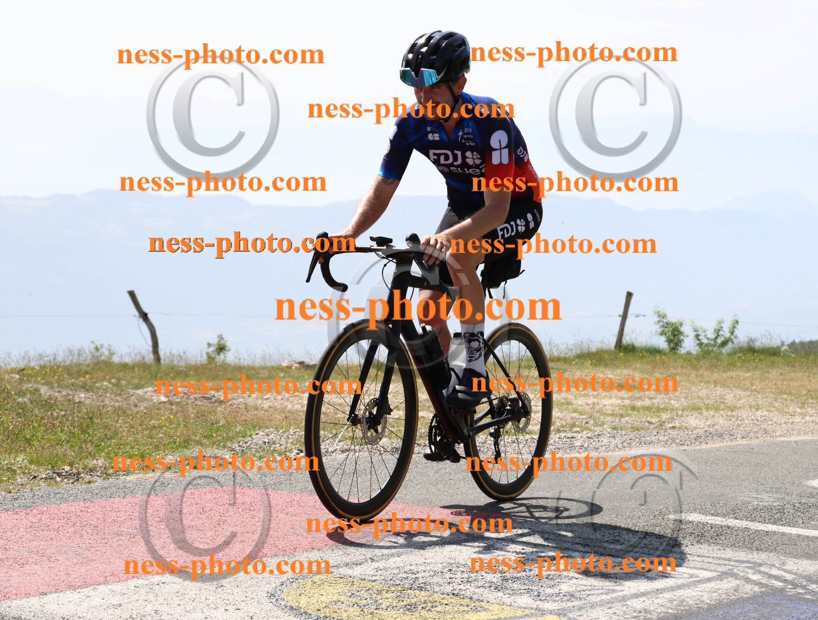 Col du grand Colombier (1398).JPG