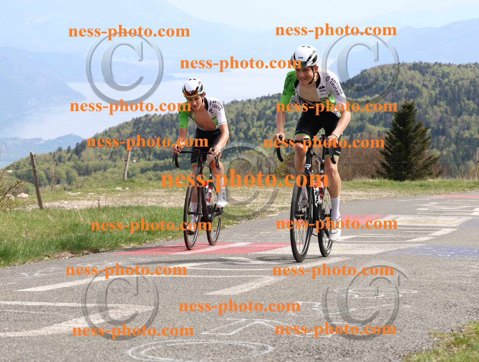 Col du Grand Colombier (1062).JPG