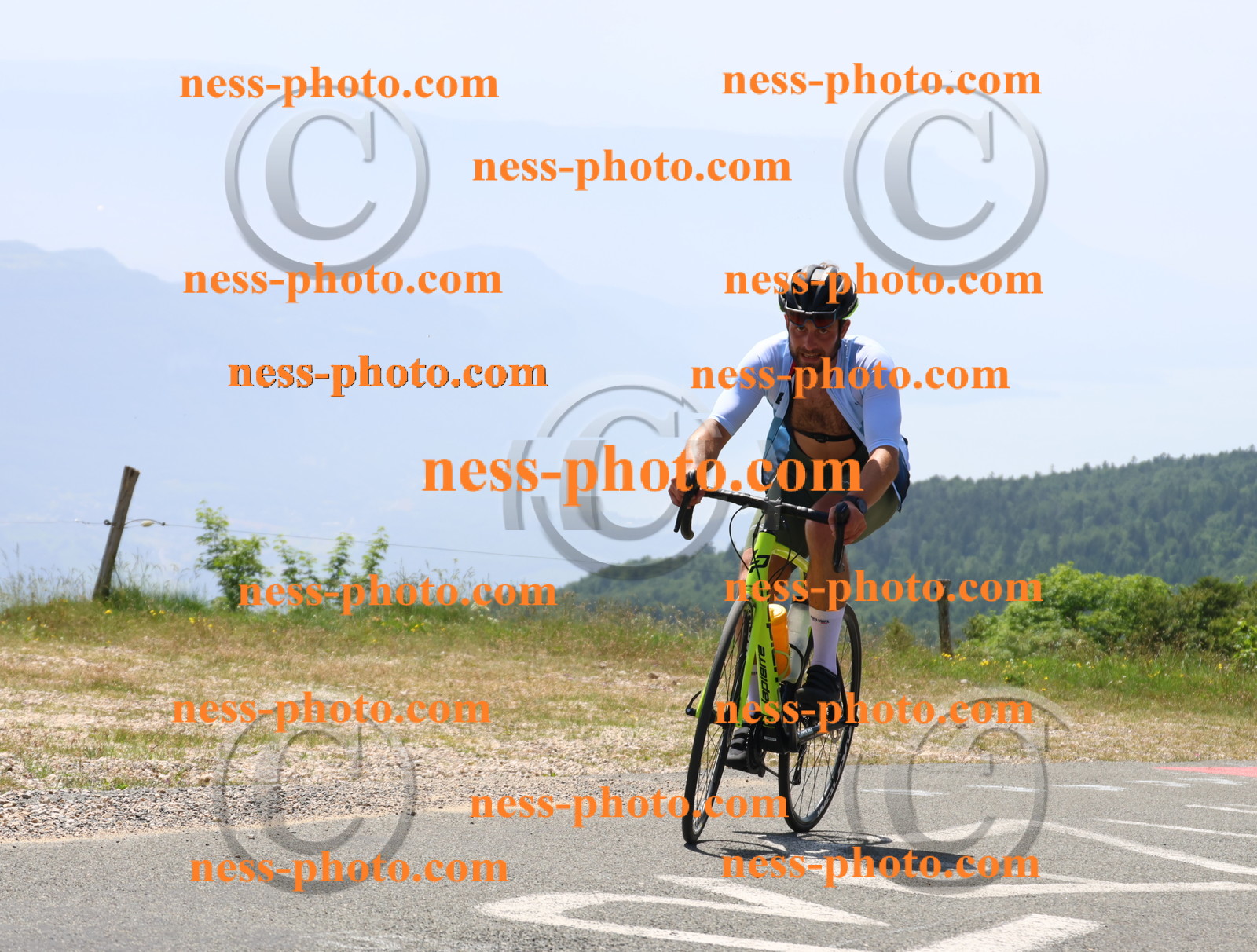 Col du grand Colombier (2468).JPG