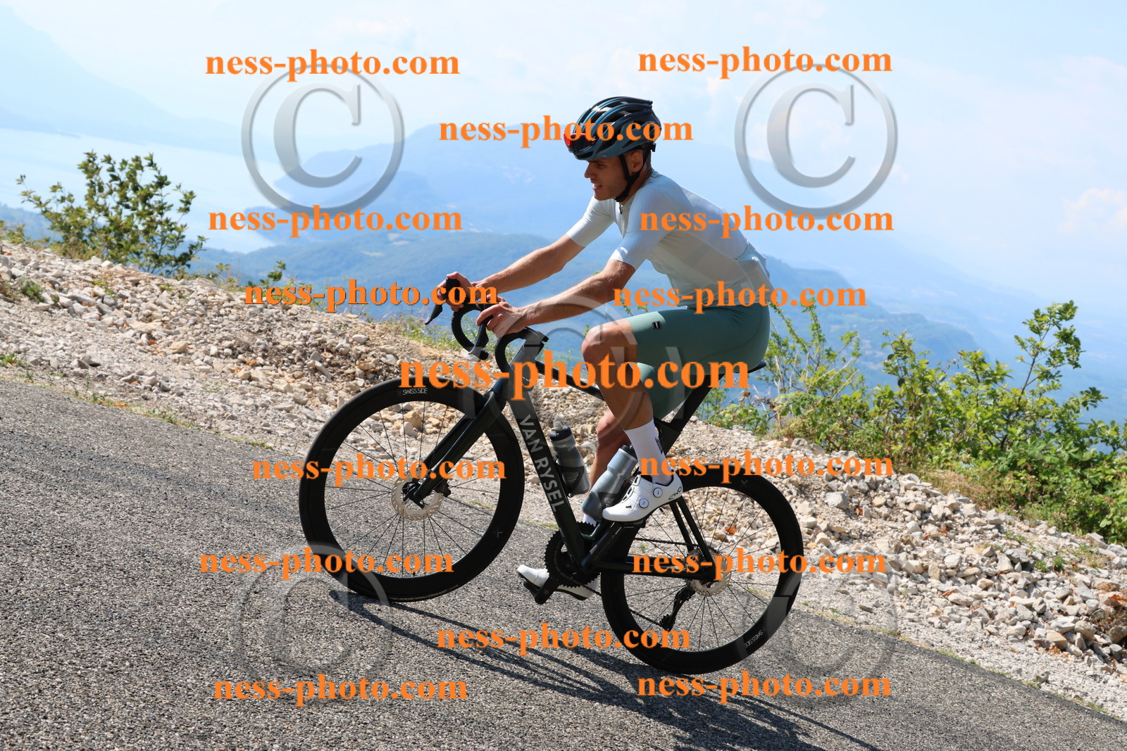 Col du Grand Colombier (228).JPG