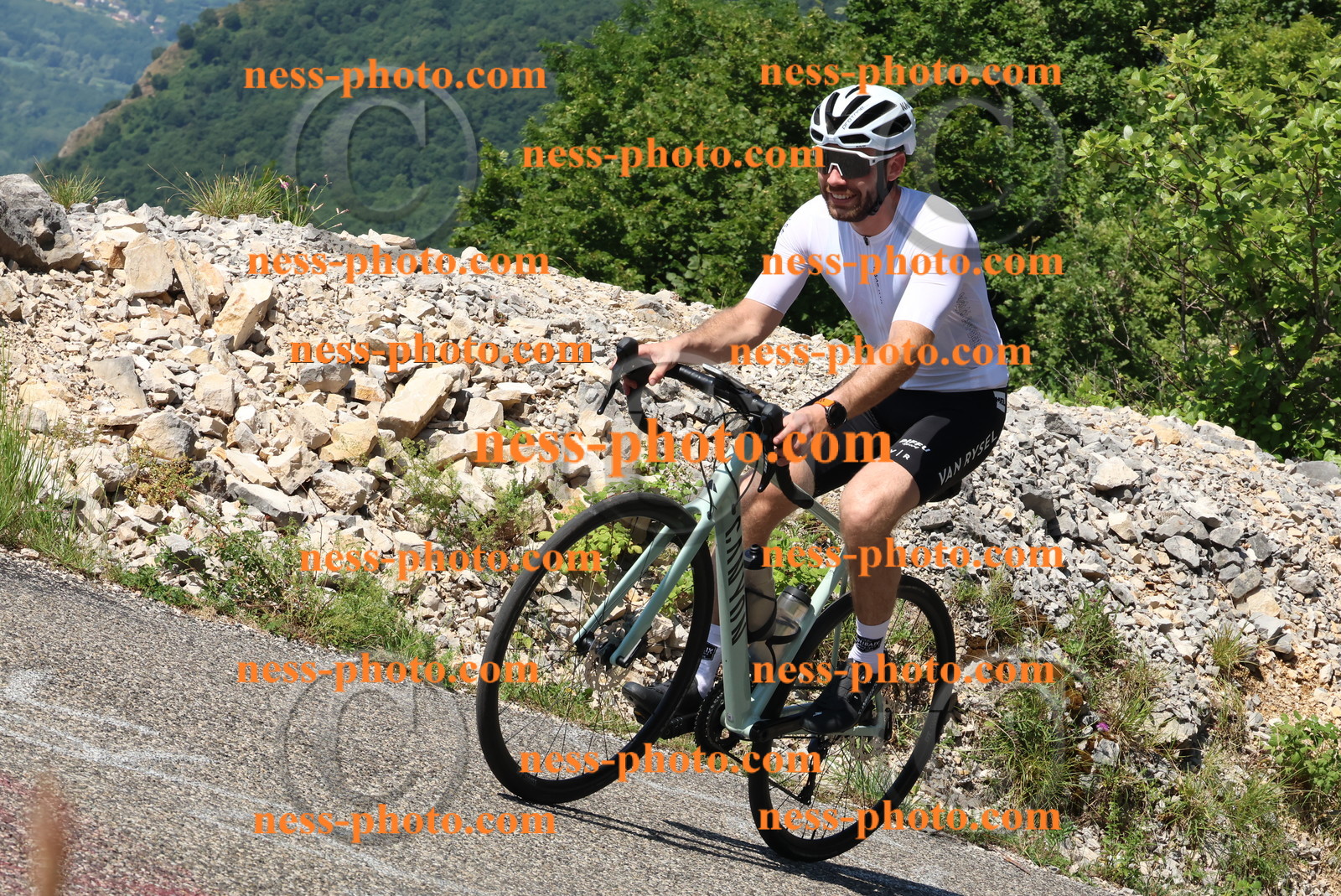 Col du Grand Colombier (305).JPG