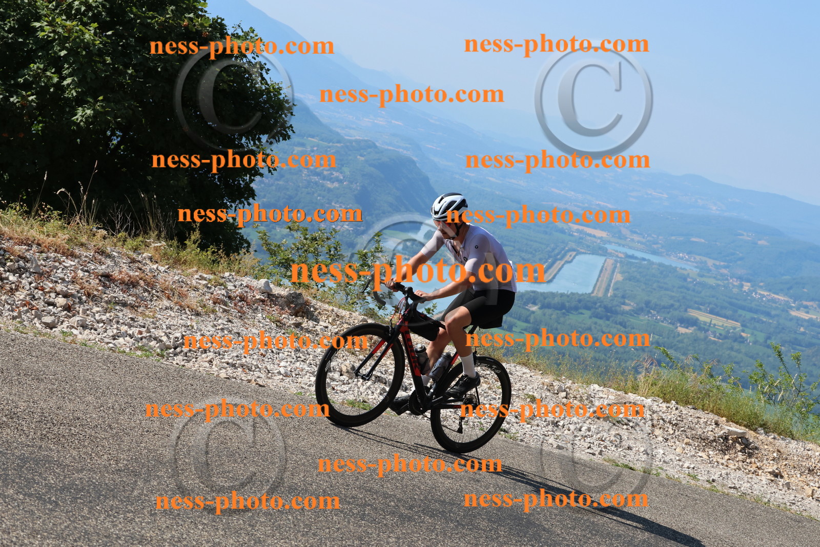 Col du Grand Colombier (213).JPG