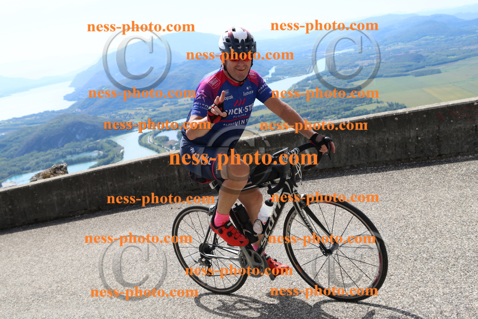 Col du Grand Colombier (542).JPG