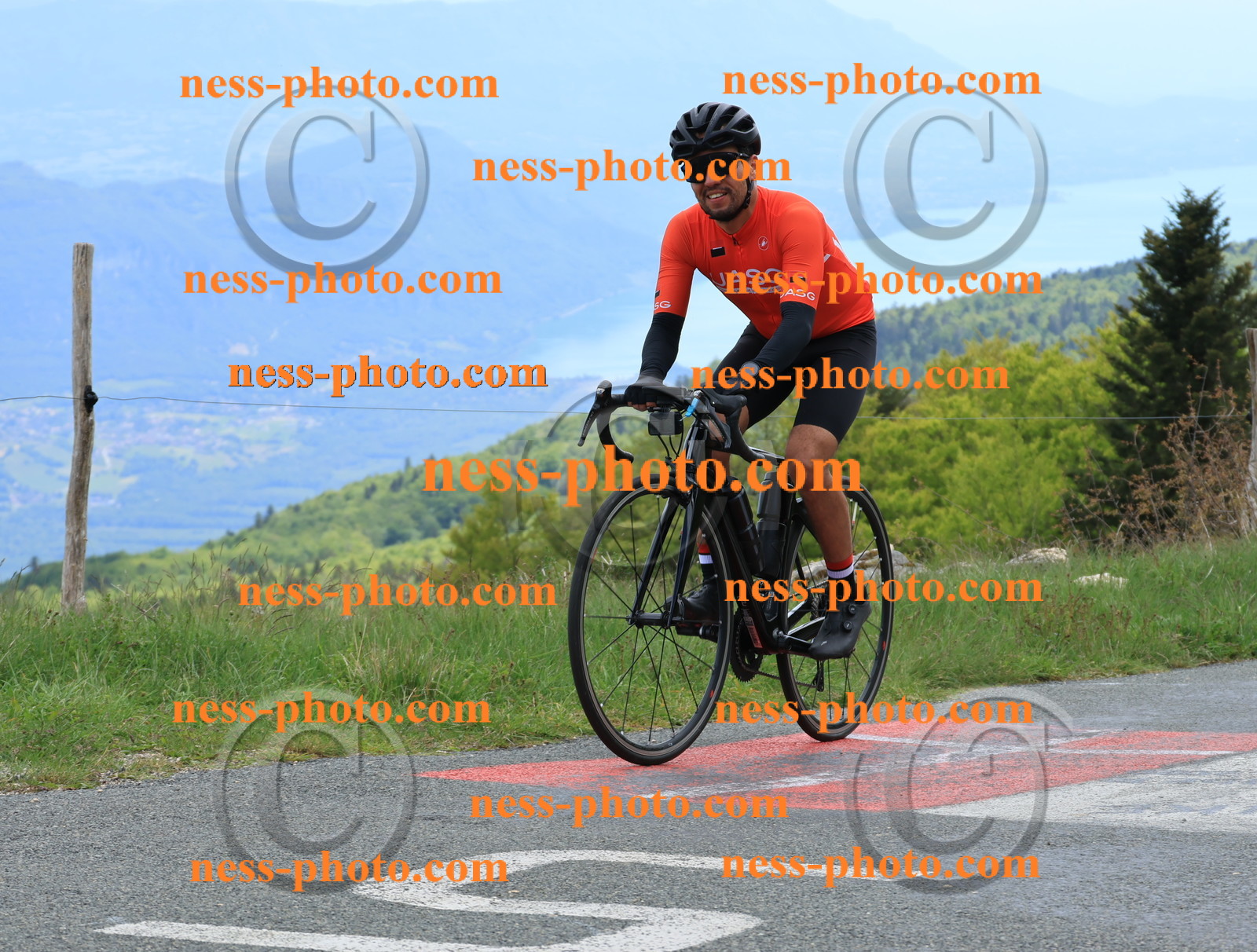 Col du Grand Colombier (532).JPG