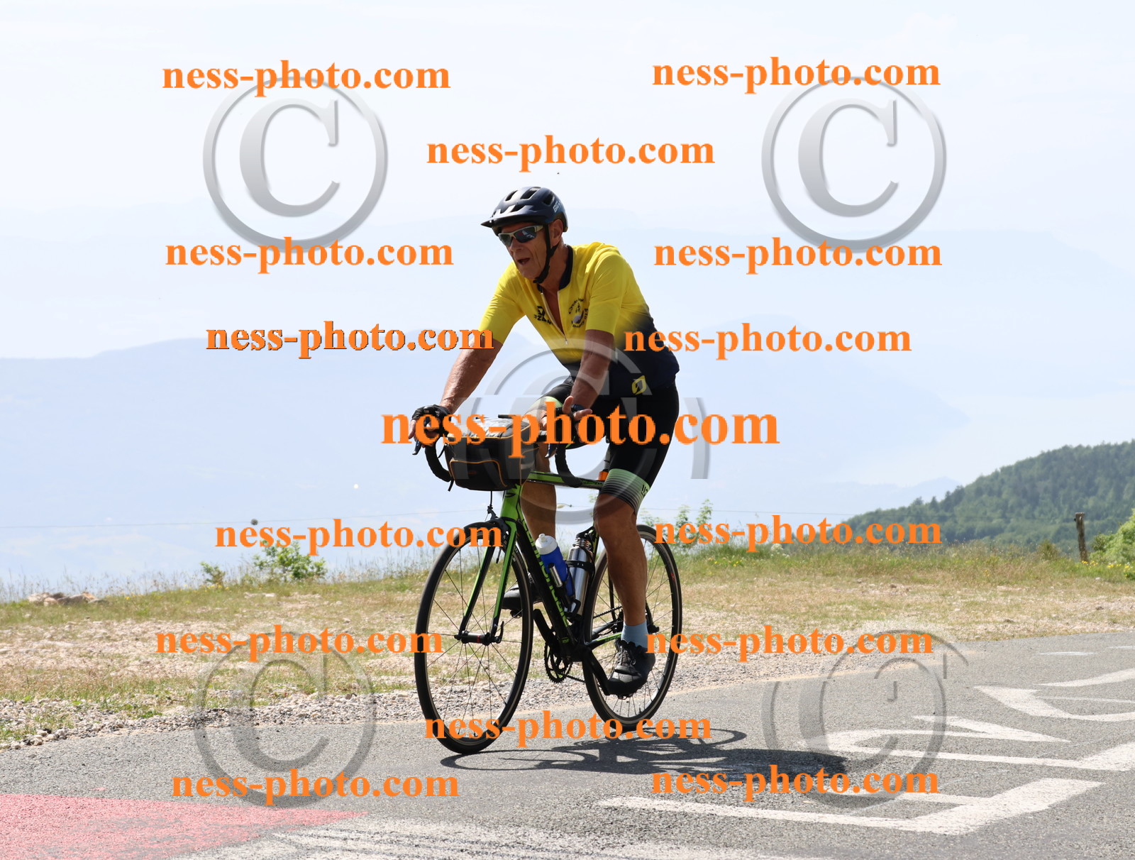 Col du grand Colombier (1587).JPG