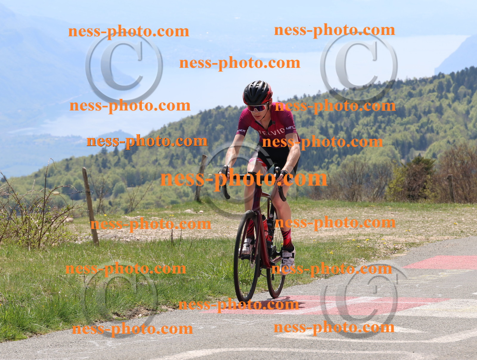 Col du Grand Colombier (271).JPG