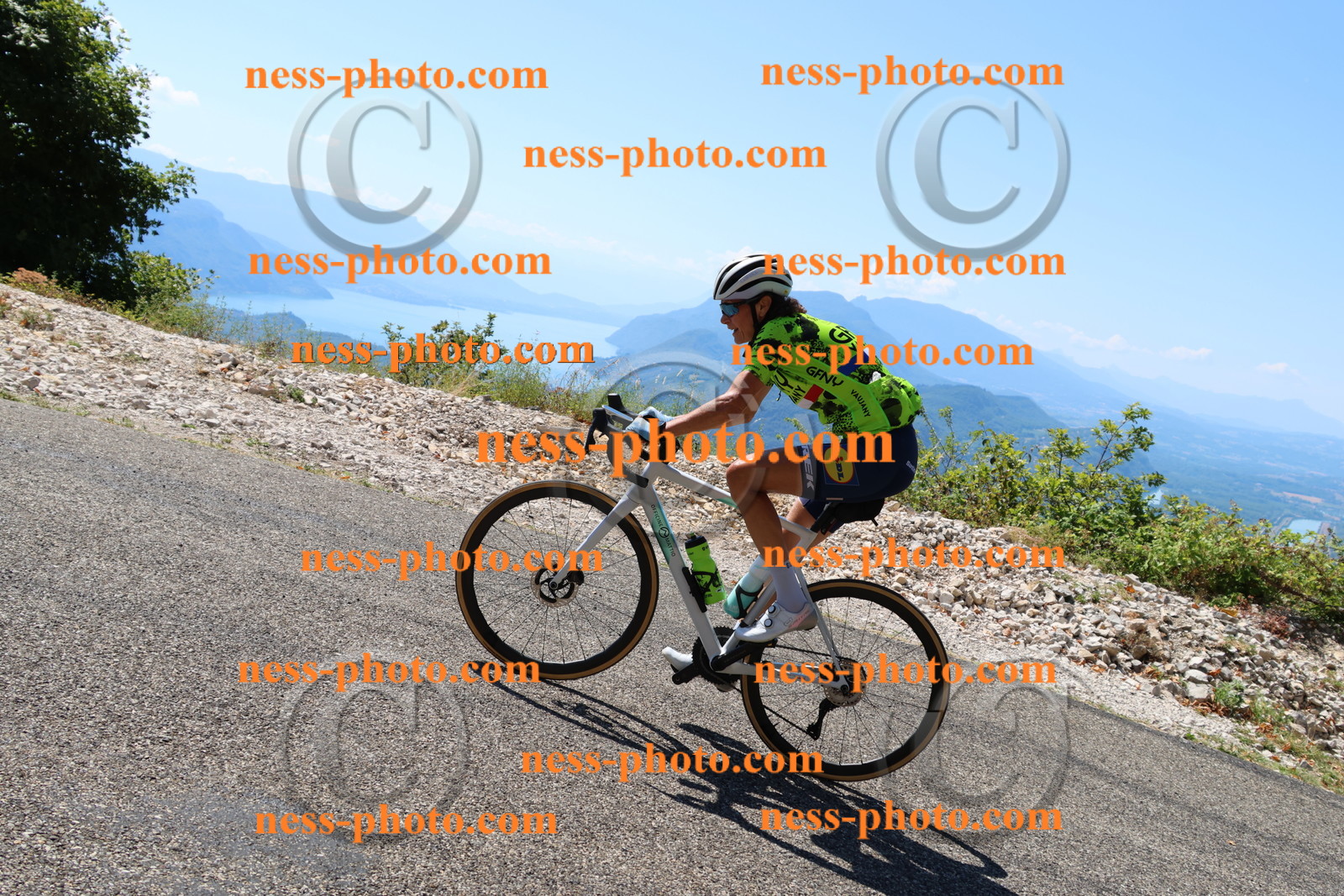 Col du Grand Colombier (2345).JPG