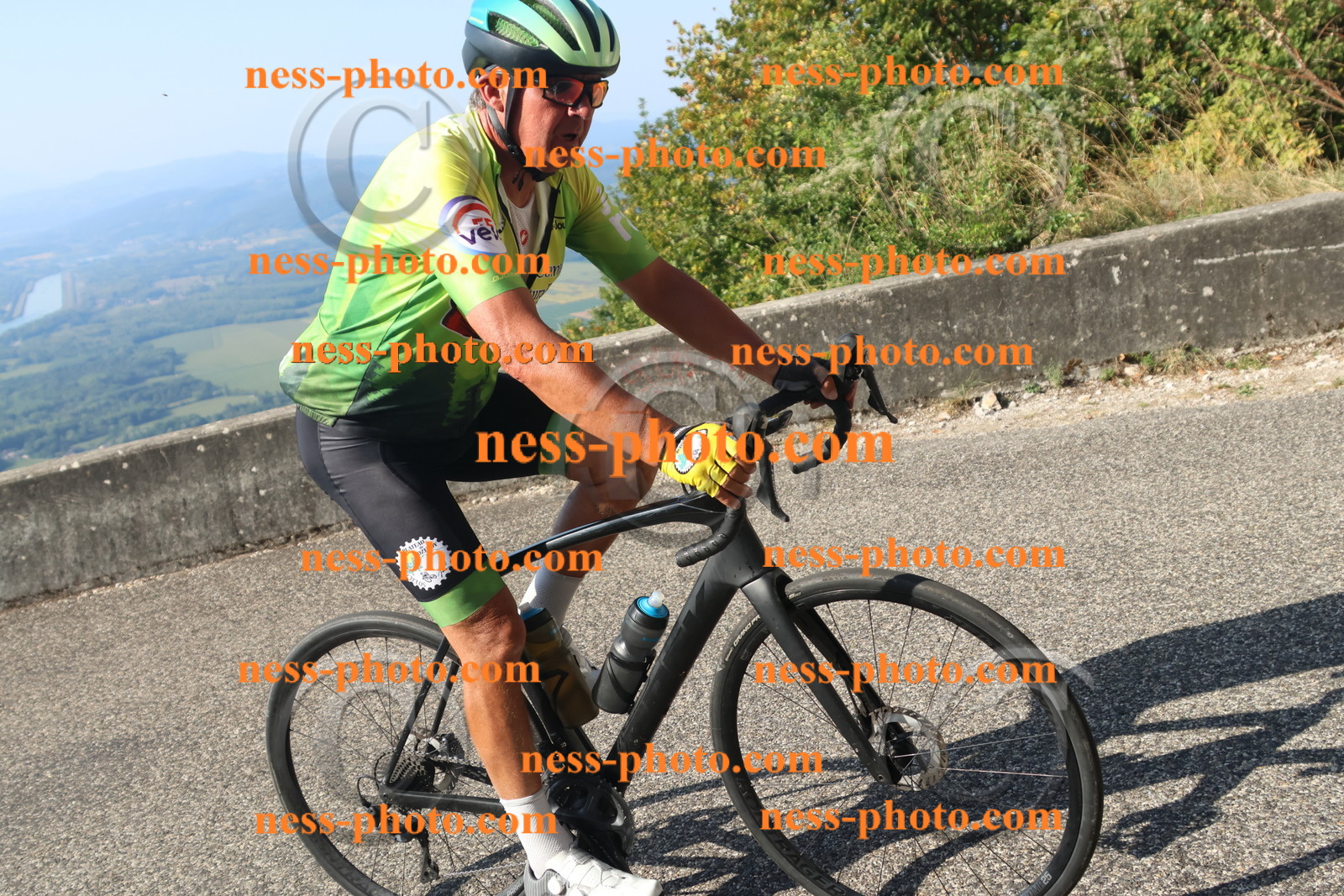 Col du Grand Colombier (1705).JPG