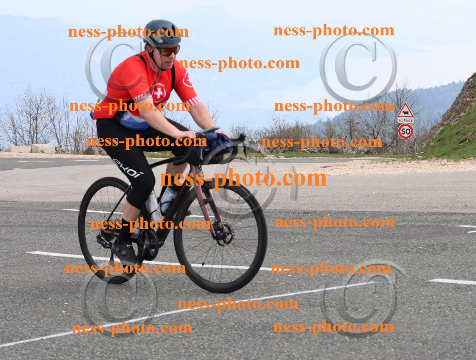 Col du Grand Colombier (357).JPG