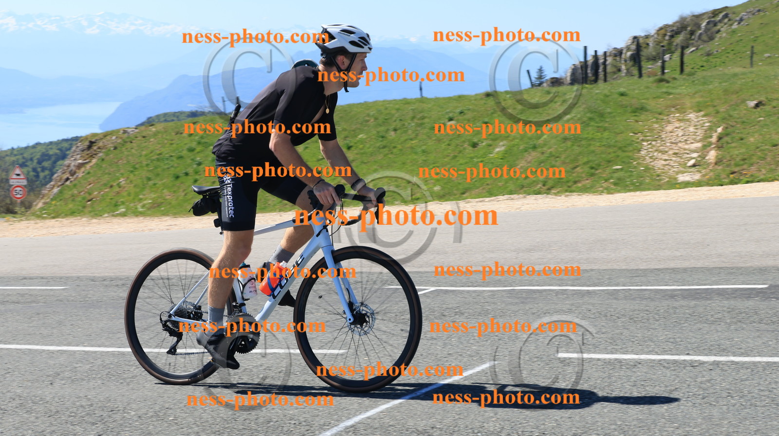 Col du grand Colombier (3).JPG