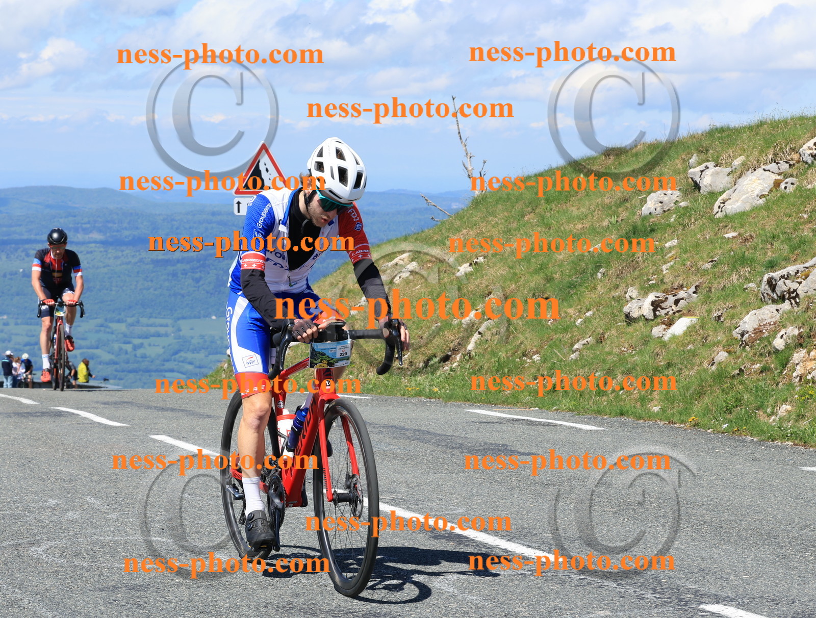 Col du Grand Colombier (1607).JPG