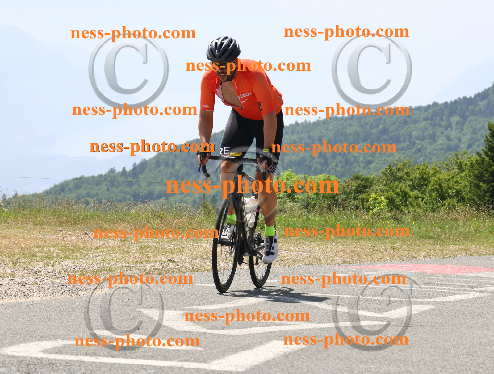 Col du grand Colombier (2370).JPG