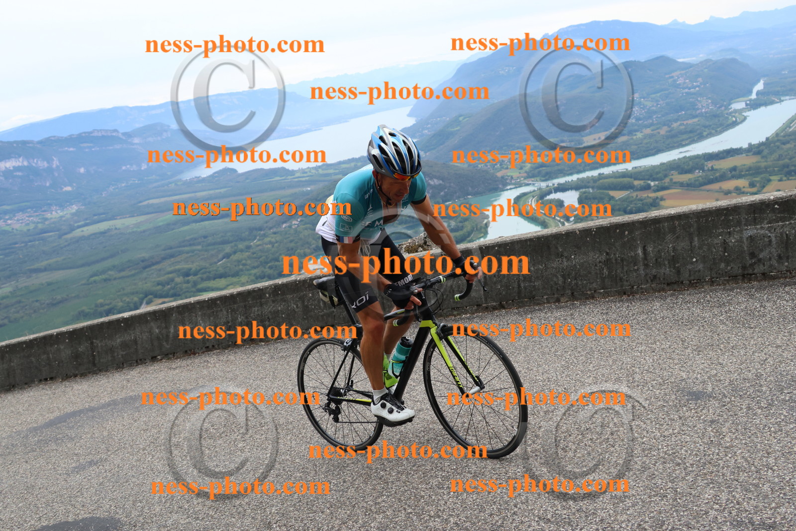 Col du Grand Colombier (1623).JPG