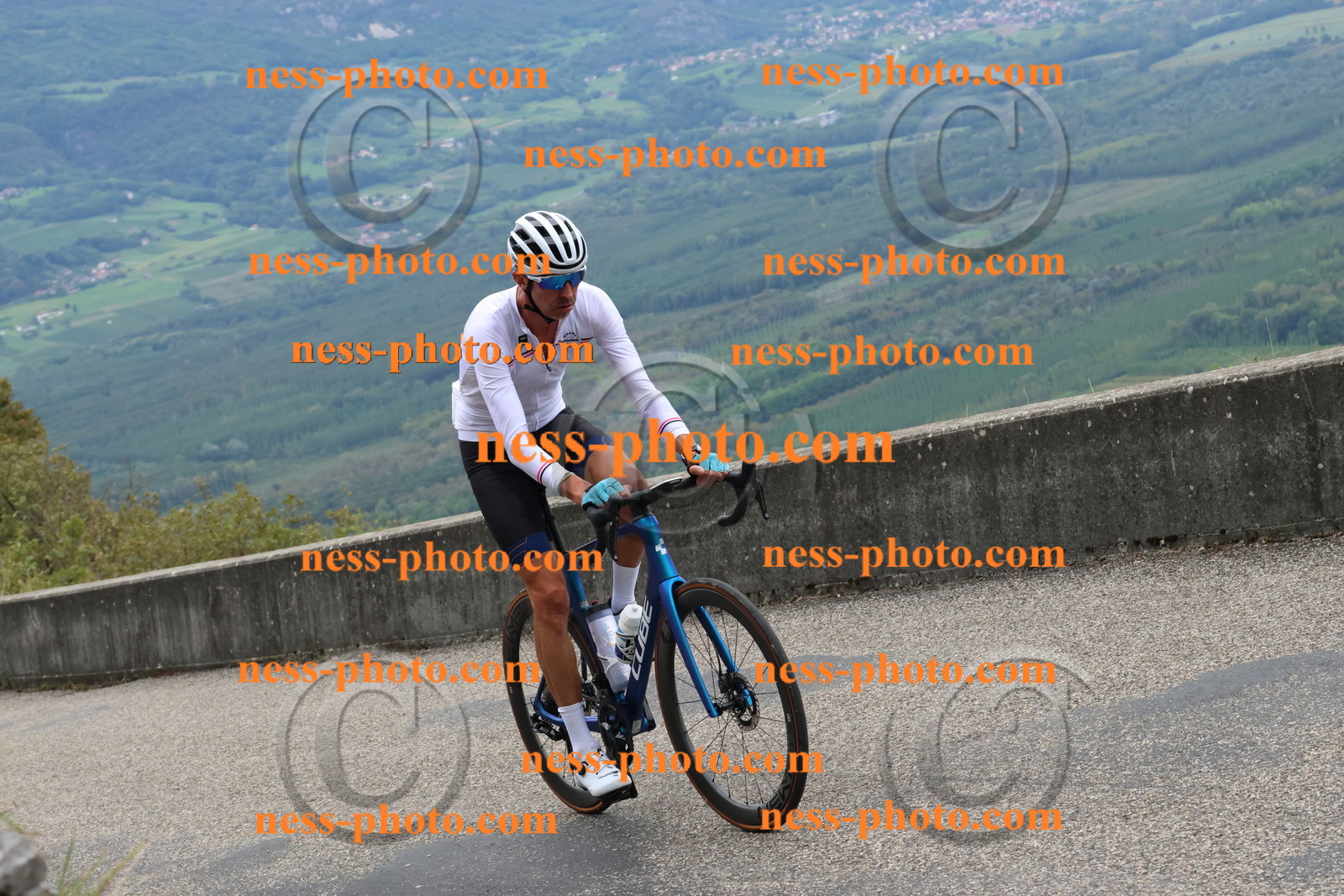 Col du Grand Colombier (1680).JPG