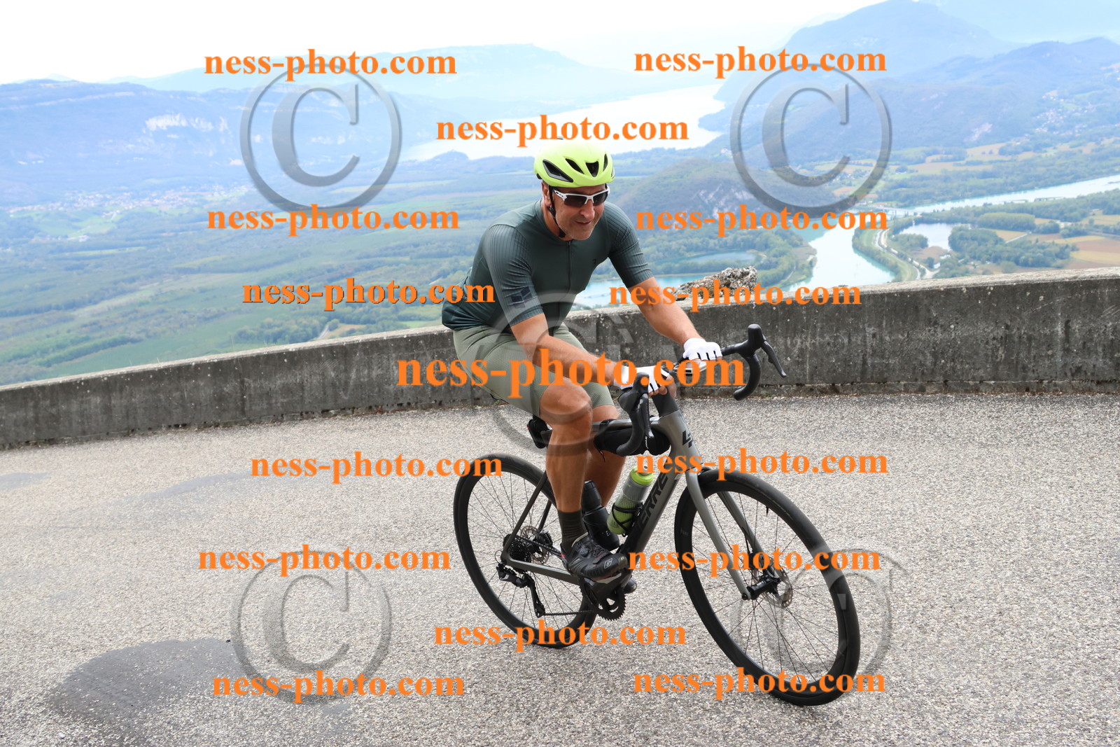 Col du Grand Colombier (2626).JPG