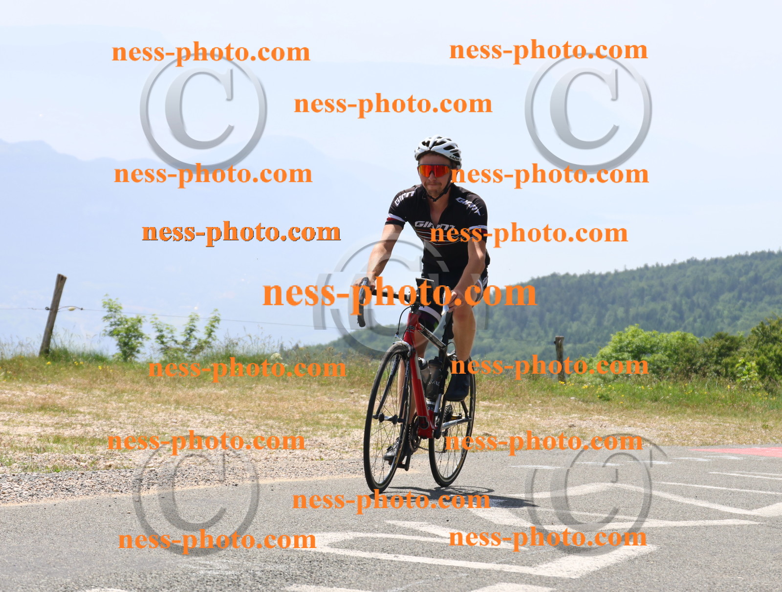 Col du grand Colombier (2436).JPG